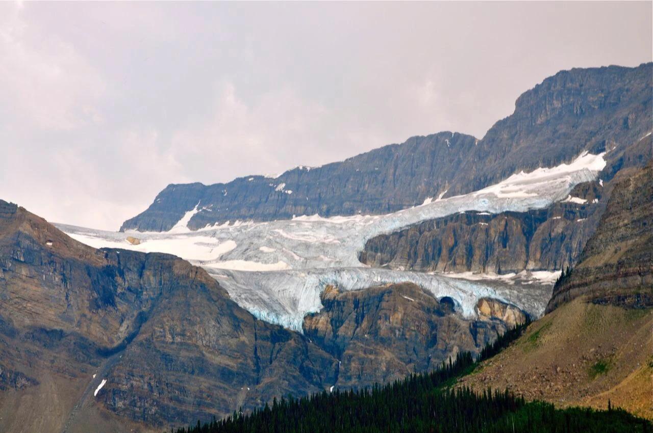 Banff & Jasper National Parks Tour with Glacier Adventure