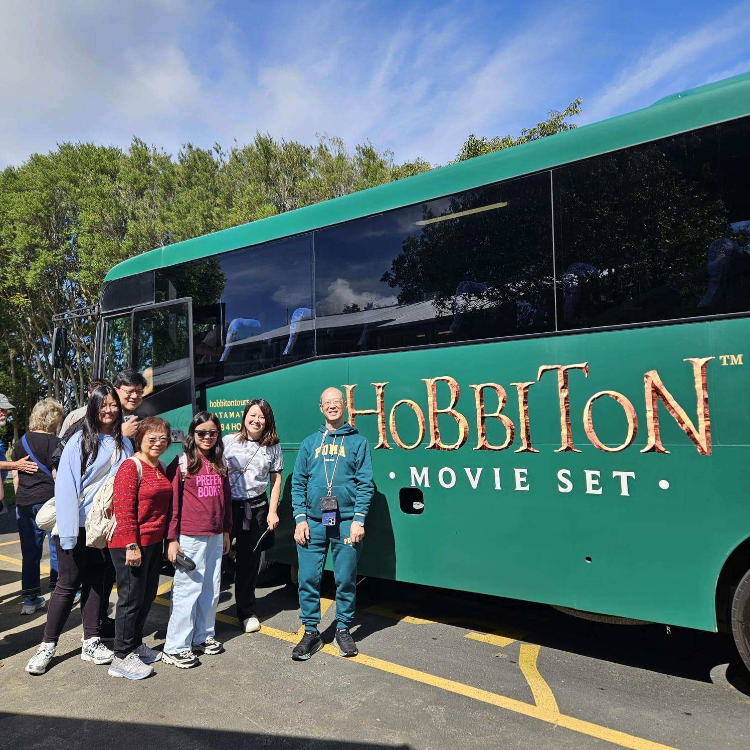 Private Hobbiton & Rotorua Geothermal Adventure
