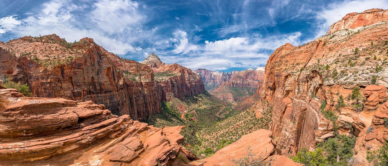 Zion & Bryce Canyon Small-Group Day Trip from Las Vegas