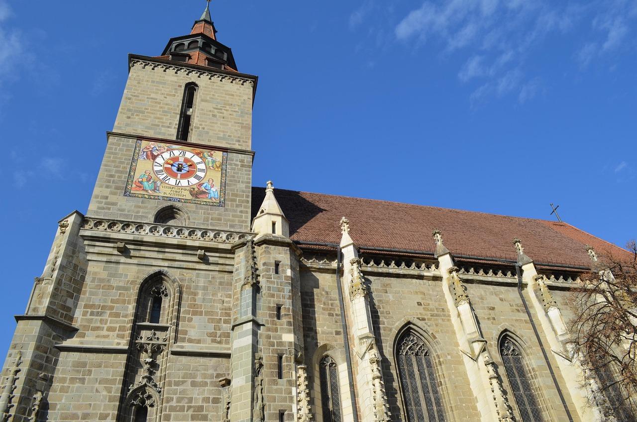Private Transylvania Day Tour: Peleș, Bran & Brașov from Bucharest