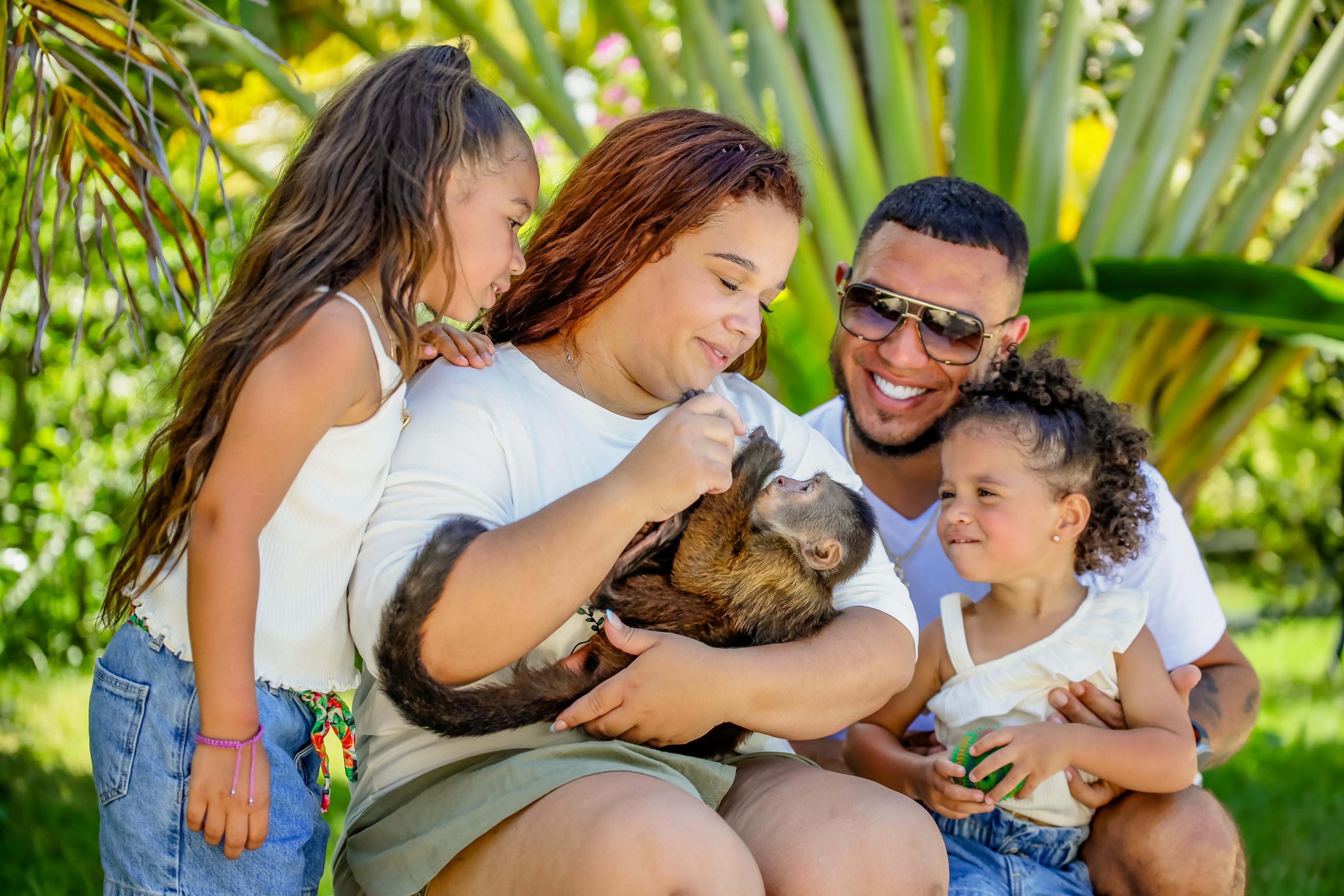 Punta Cana Monkey House: Up-Close Primate Encounter