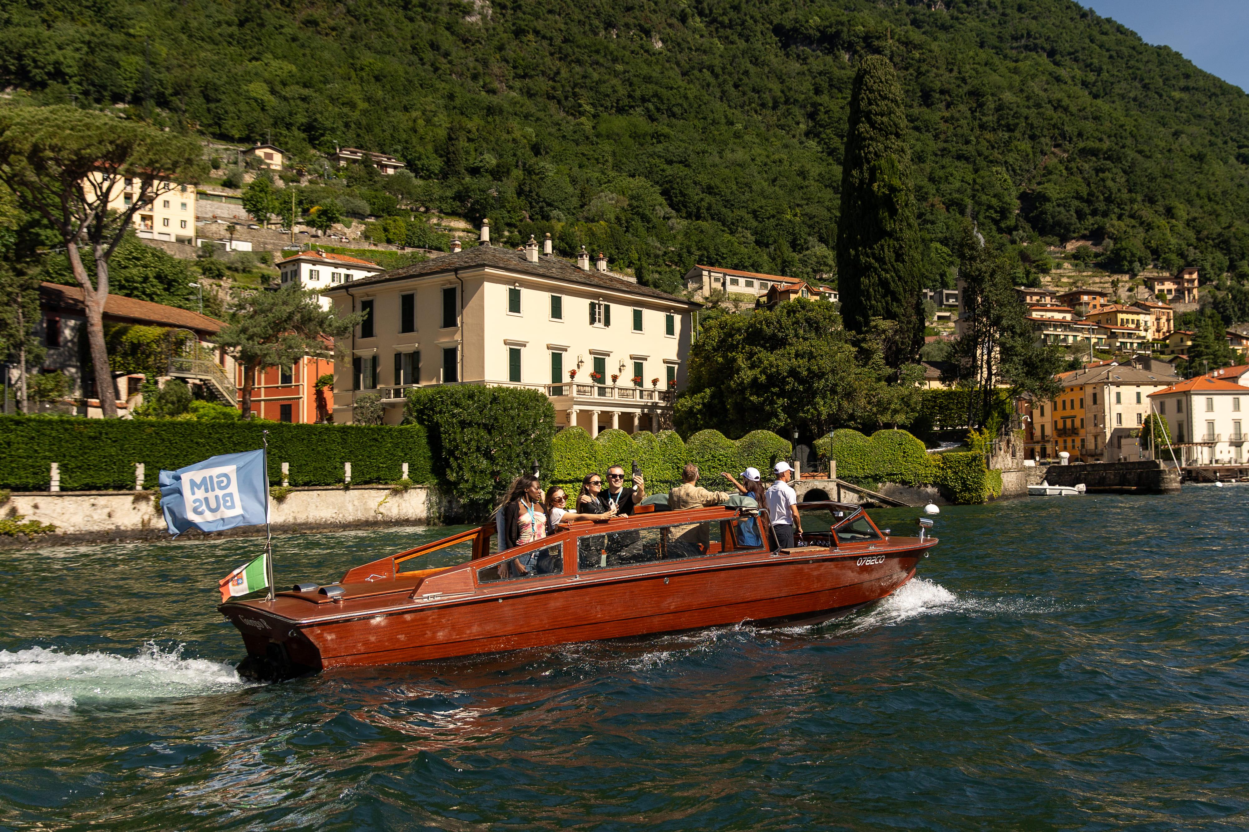 Lake Como: Premium Shared Boat Tour - 2026 (Verified Reviews)