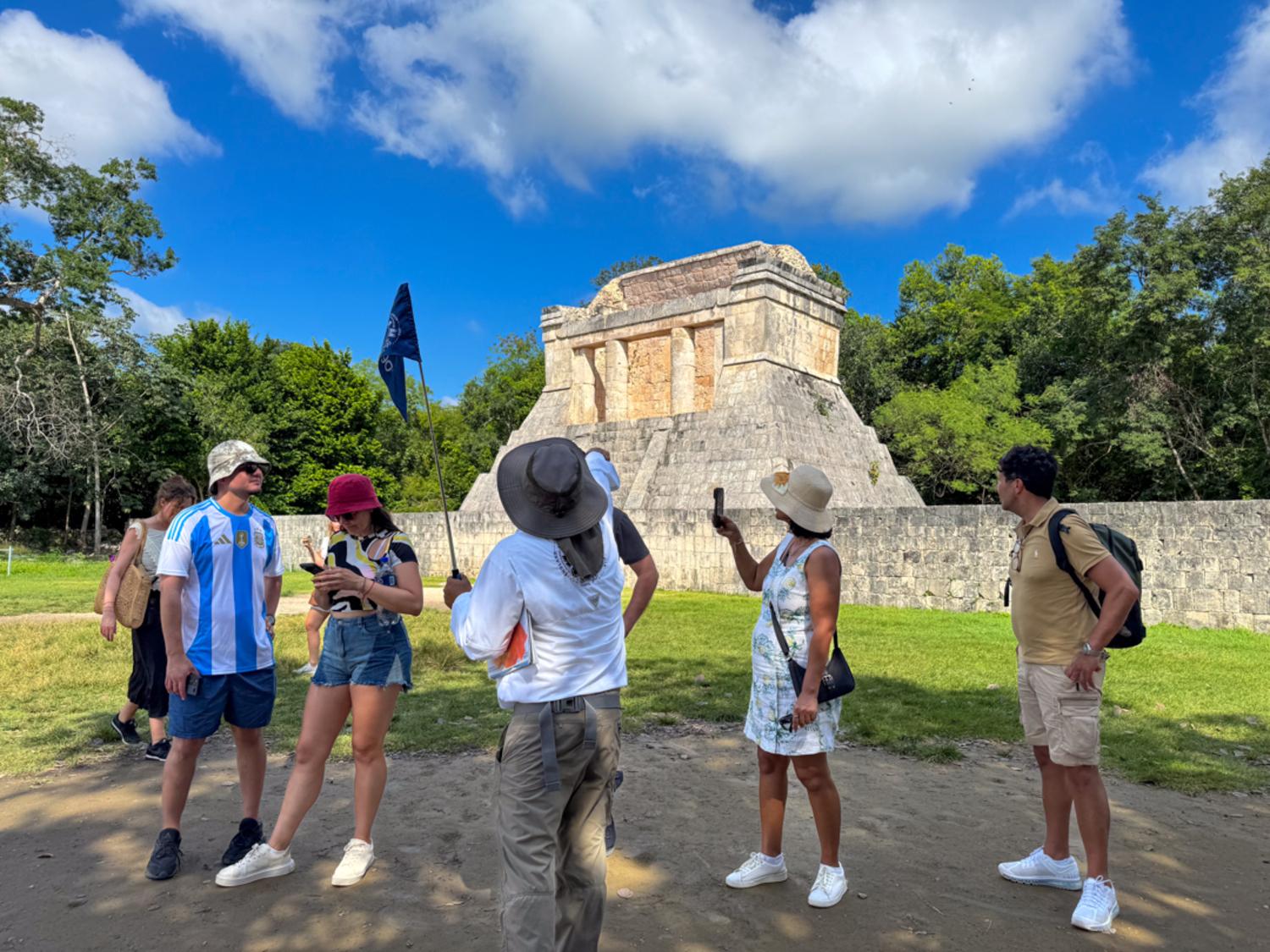 Chichen Itza, Cenote Chichikan & Valladolid Full-Day Tour