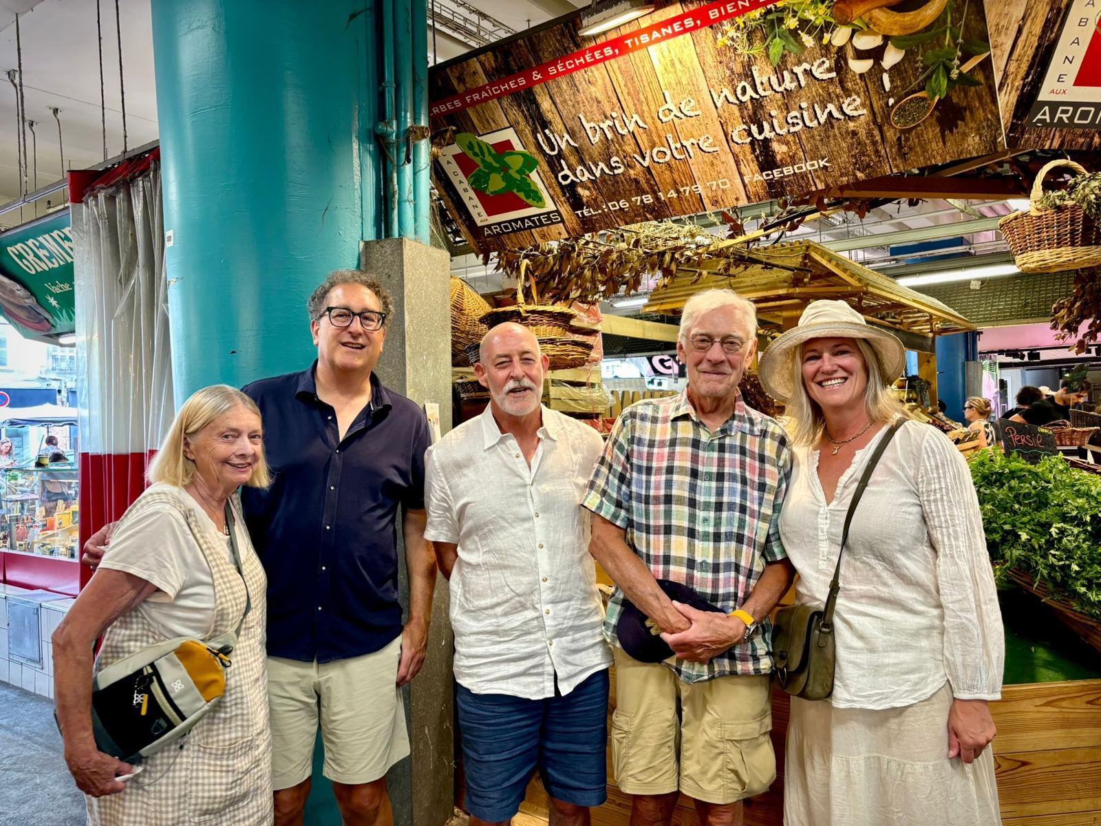 Bordeaux Old Town & Market Food Tour with Wine