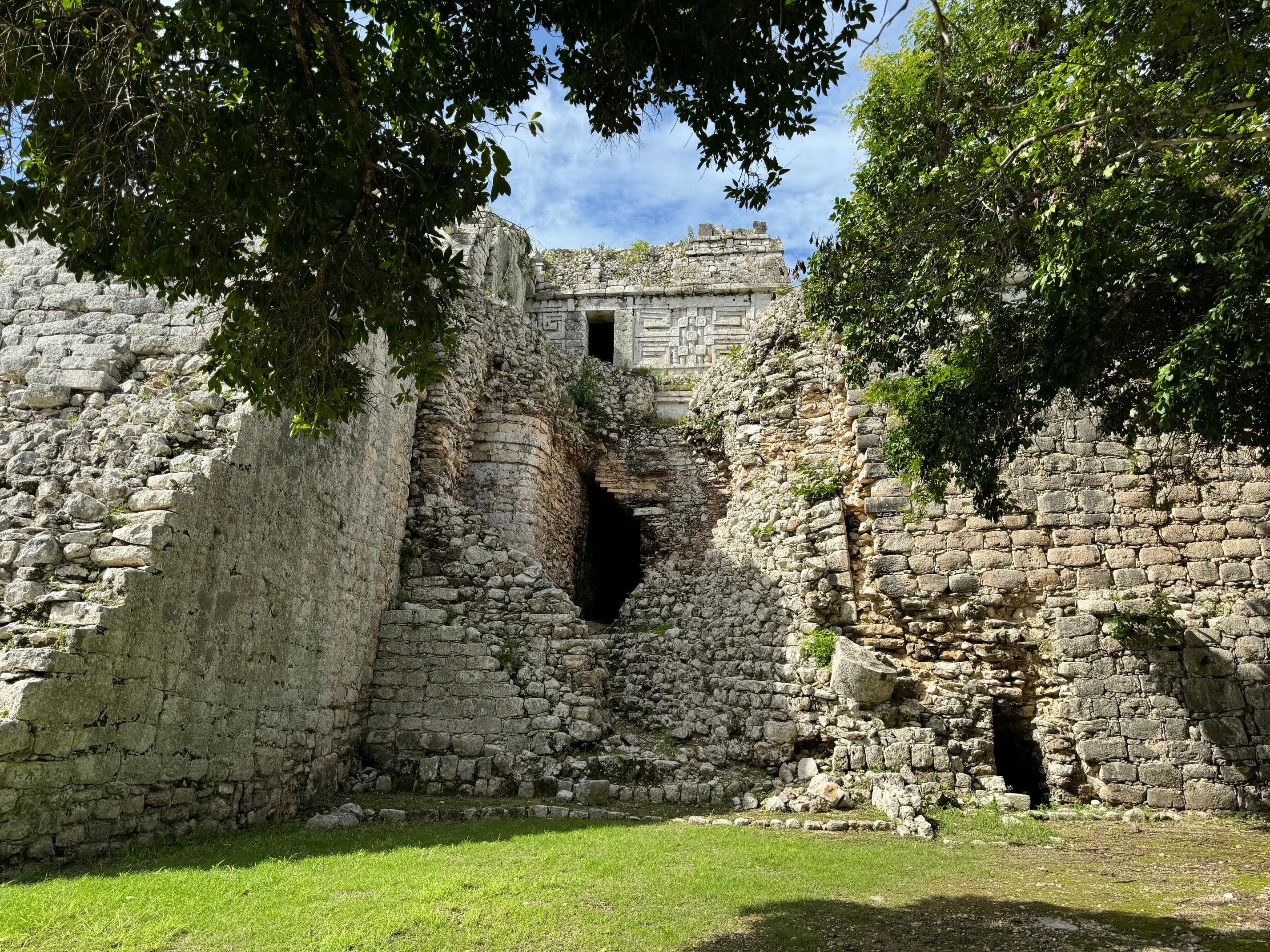 Chichén Itzá Private Day Tour with Cenote Swim & Lunch in Valladolid