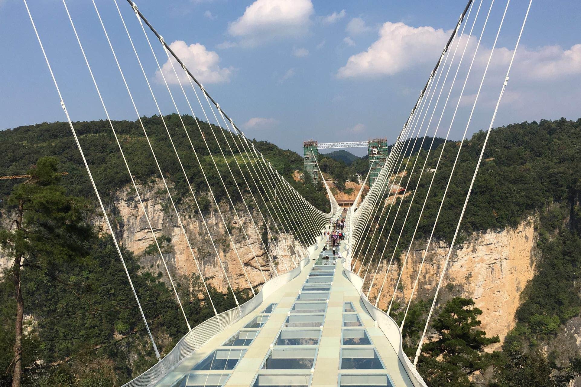 Private Tianmen Mountain, Skywalk & Glass Bridge Day Tour