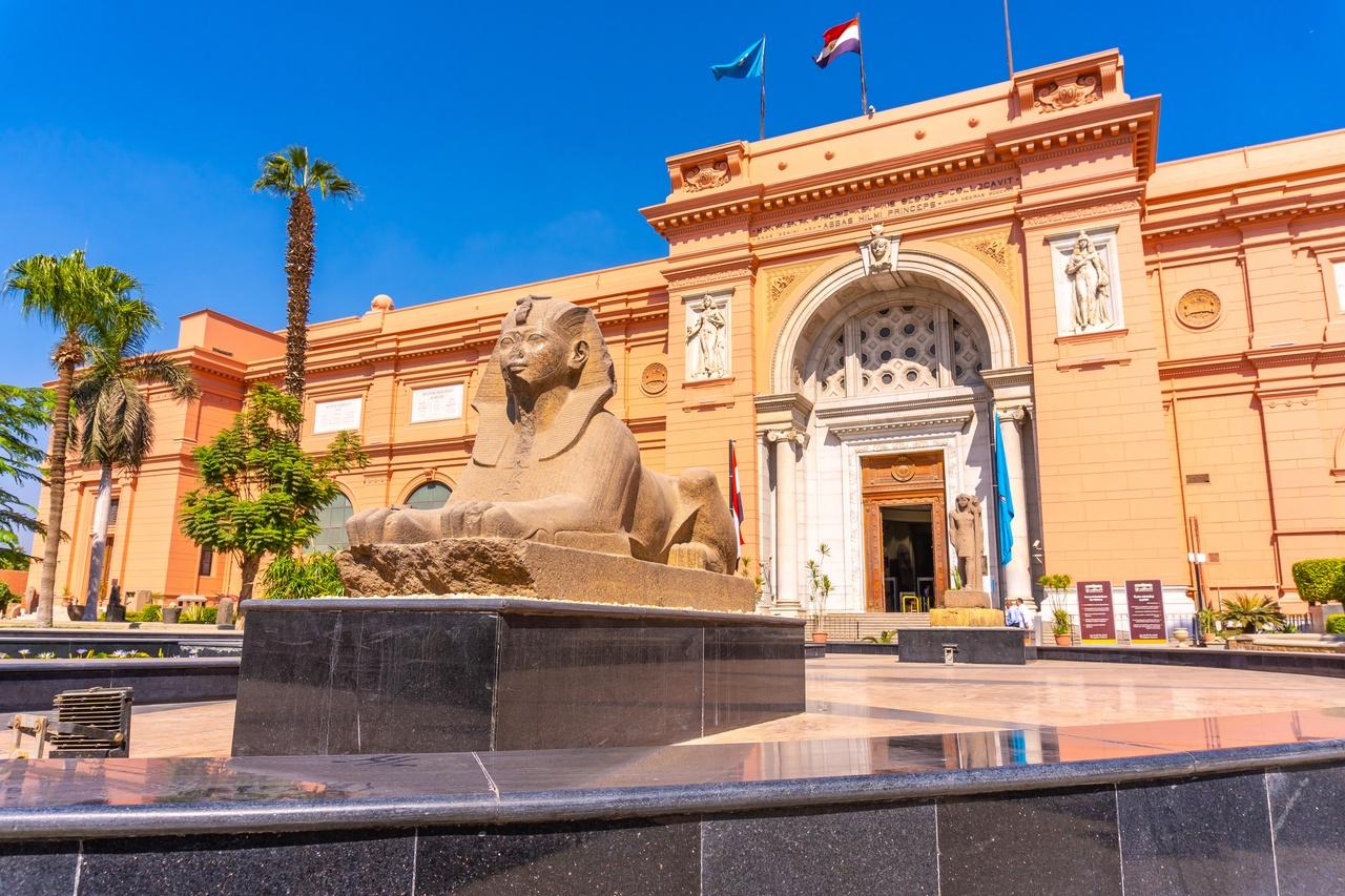 Cairo Pyramids & Museum Day Trip from Hurghada