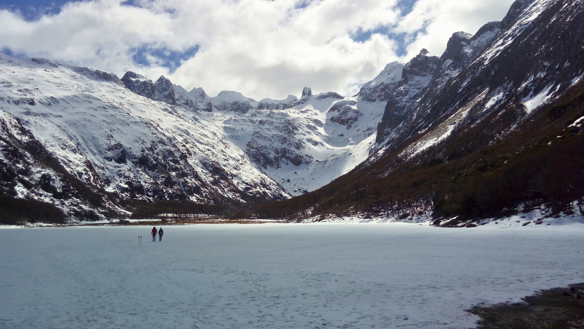 Laguna Esmeralda Guided Trek with Box Lunch