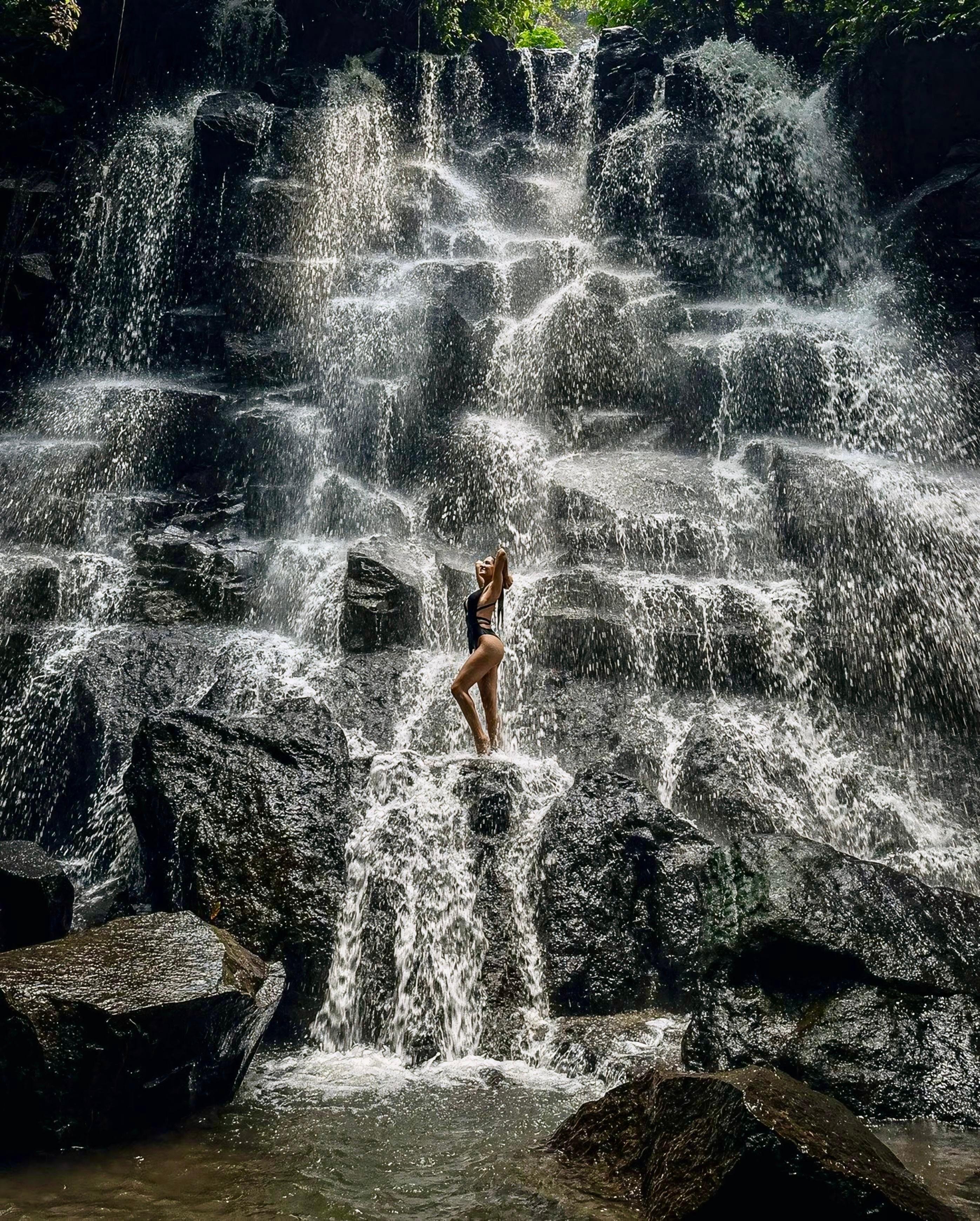 Private Ubud Waterfalls, Jungle Swing & Rice Terrace Tour