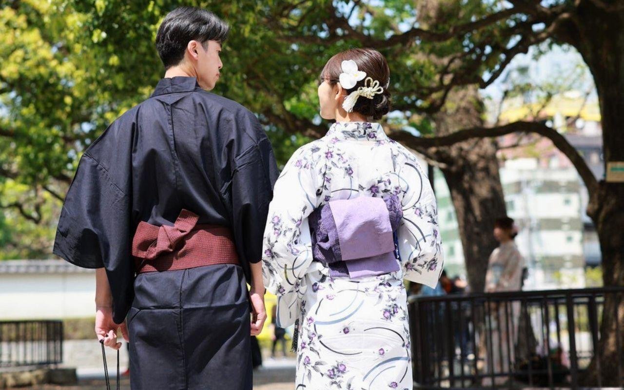 Asakusa Kimono Rental – Full-Day Traditional Dress Experience