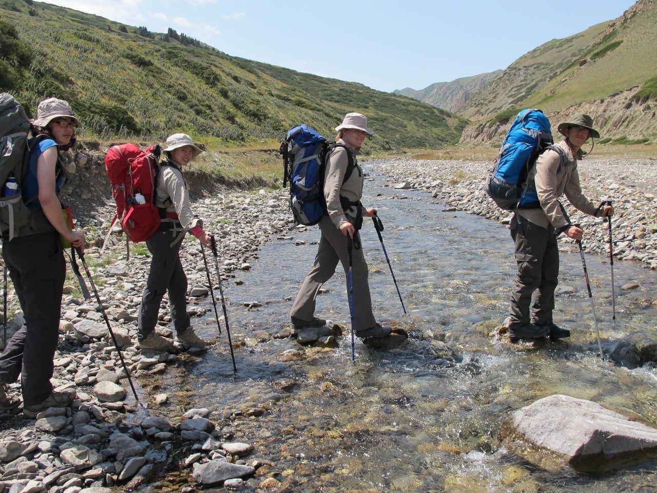 3-Day Kyzylkum Desert & Nuratau Mountains Adventure