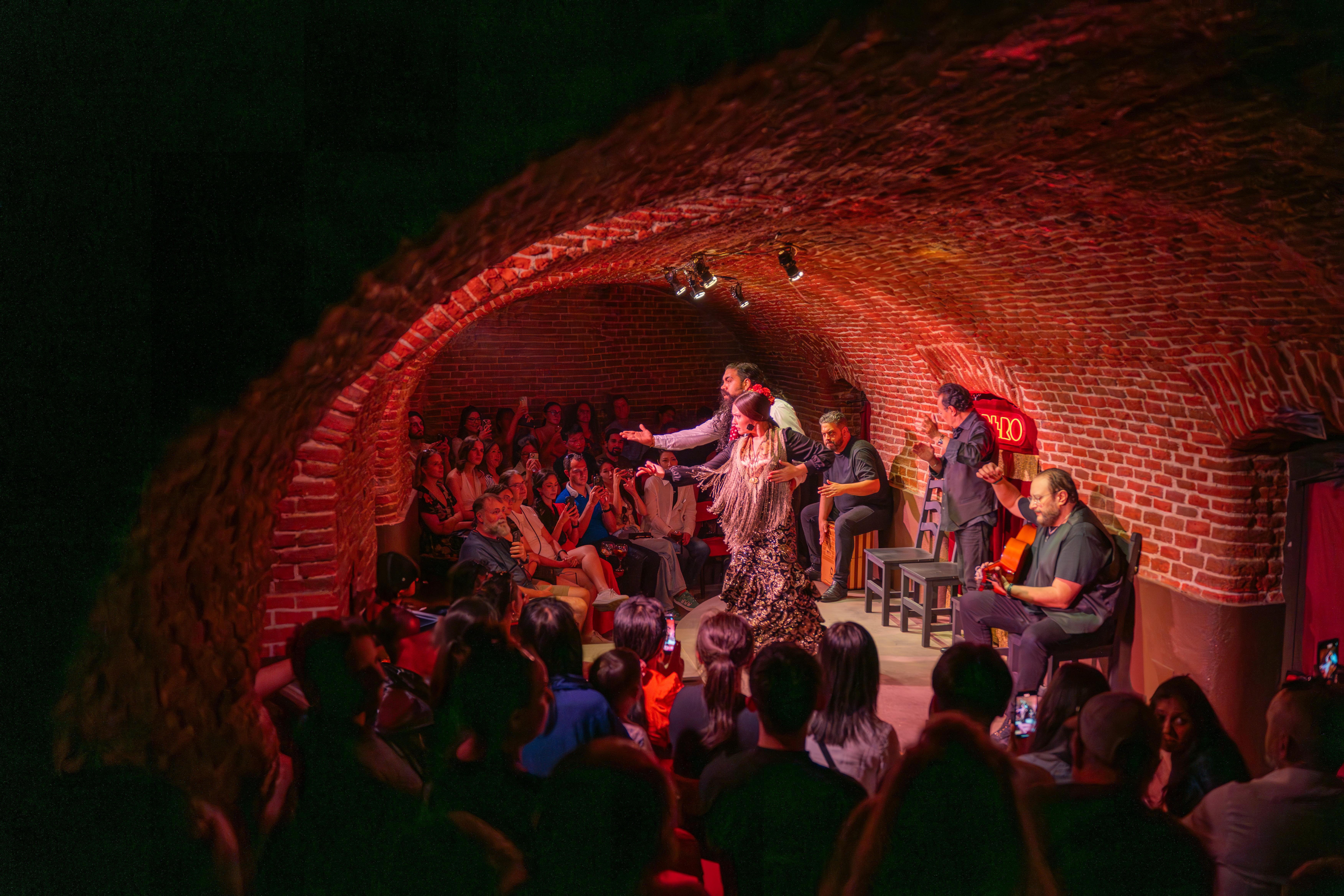 Madrid Flamenco Show with Drink & History Talk