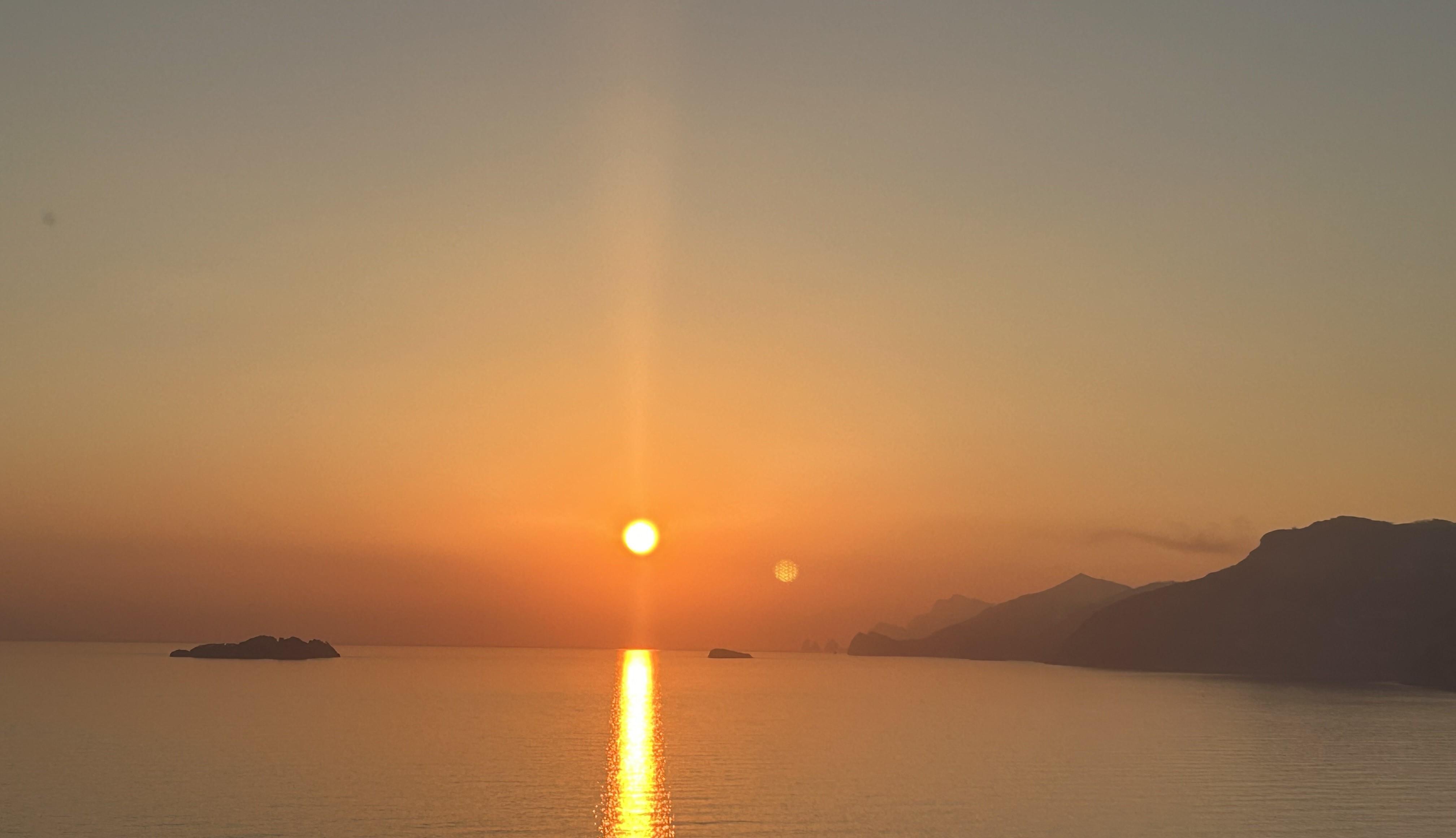 Amalfi Coast Sunset Boat Tour from Positano with Prosecco