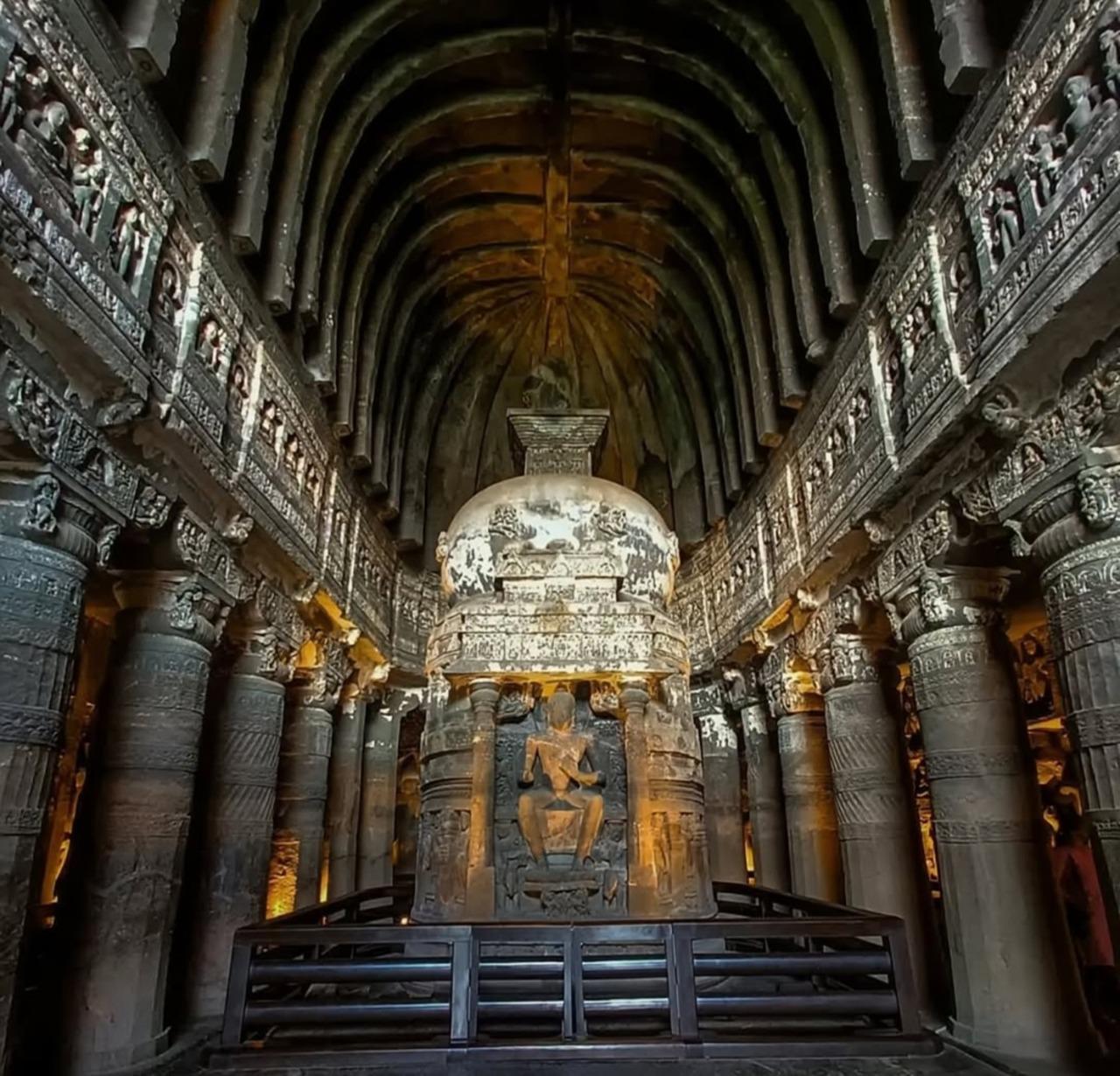 2-Day Private Maharashtra Heritage & Mumbai Highlights Tour