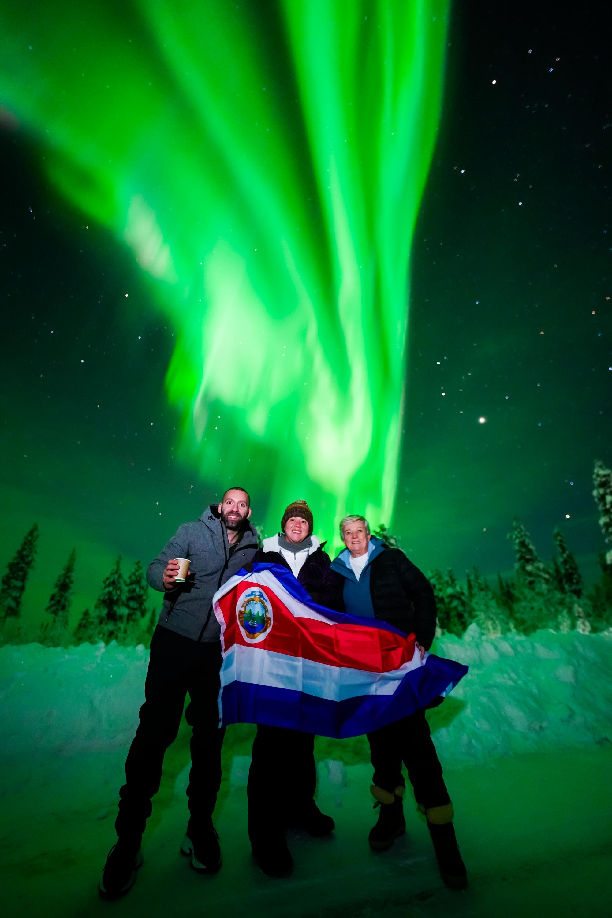 Northern lights tour from Rovaniemi, Finnish Lapland — image 7