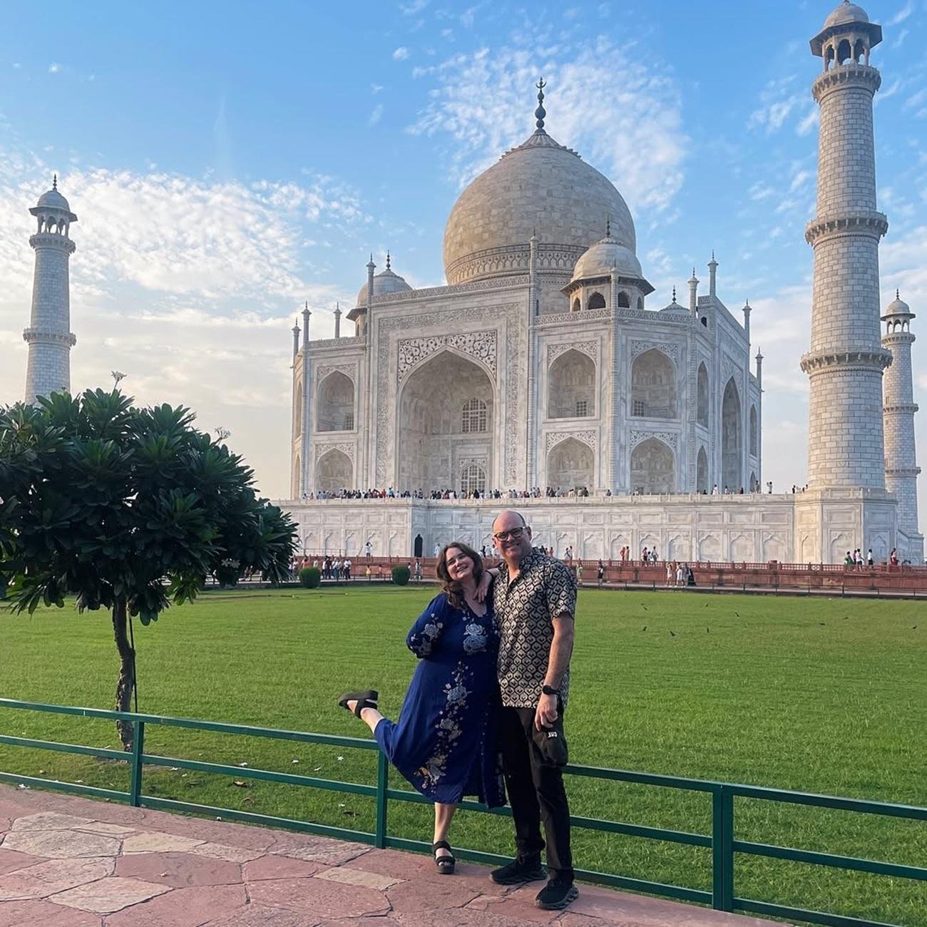 Jaipur to Taj Mahal & Agra Fort Private Day Trip with 5-Star Lunch