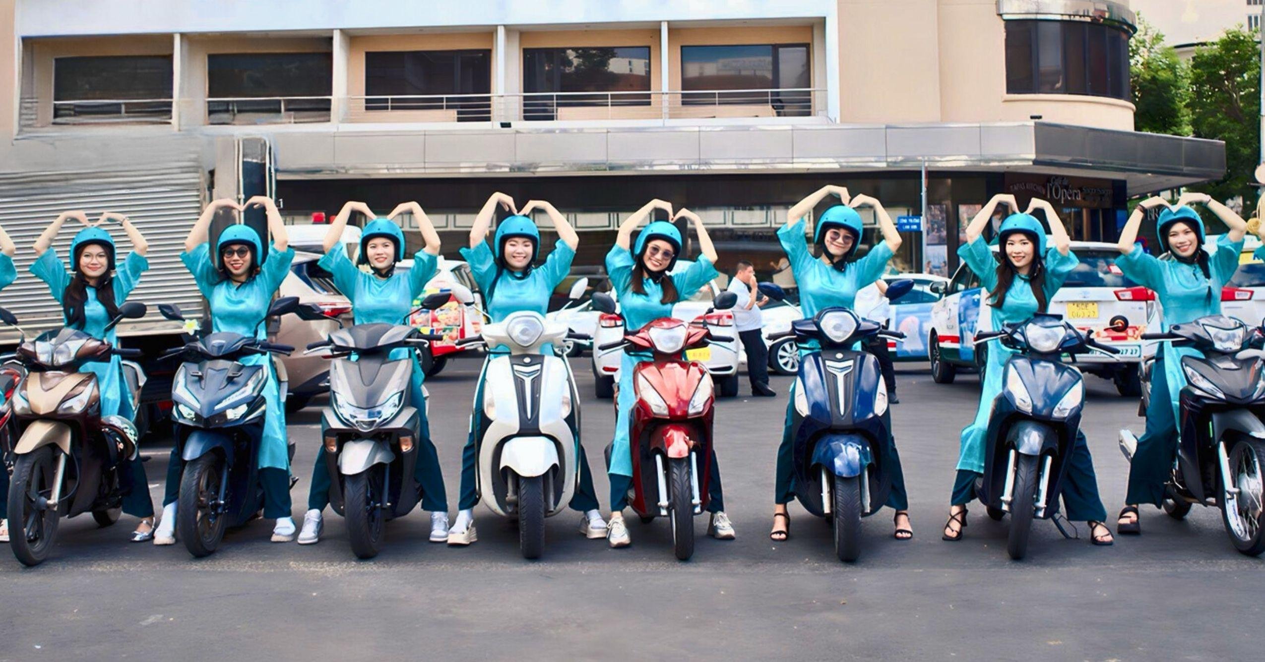 vespa food tour in Saigon — photo 18