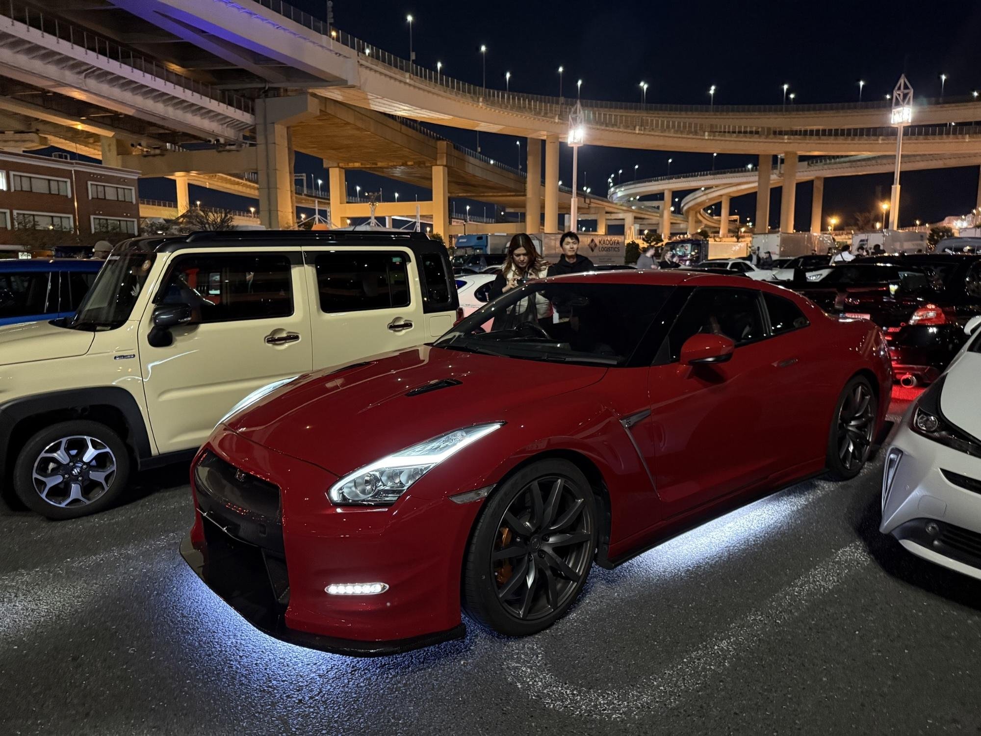 Tokyo Car Culture by Mercedes-Benz : Daikoku & Autobacs