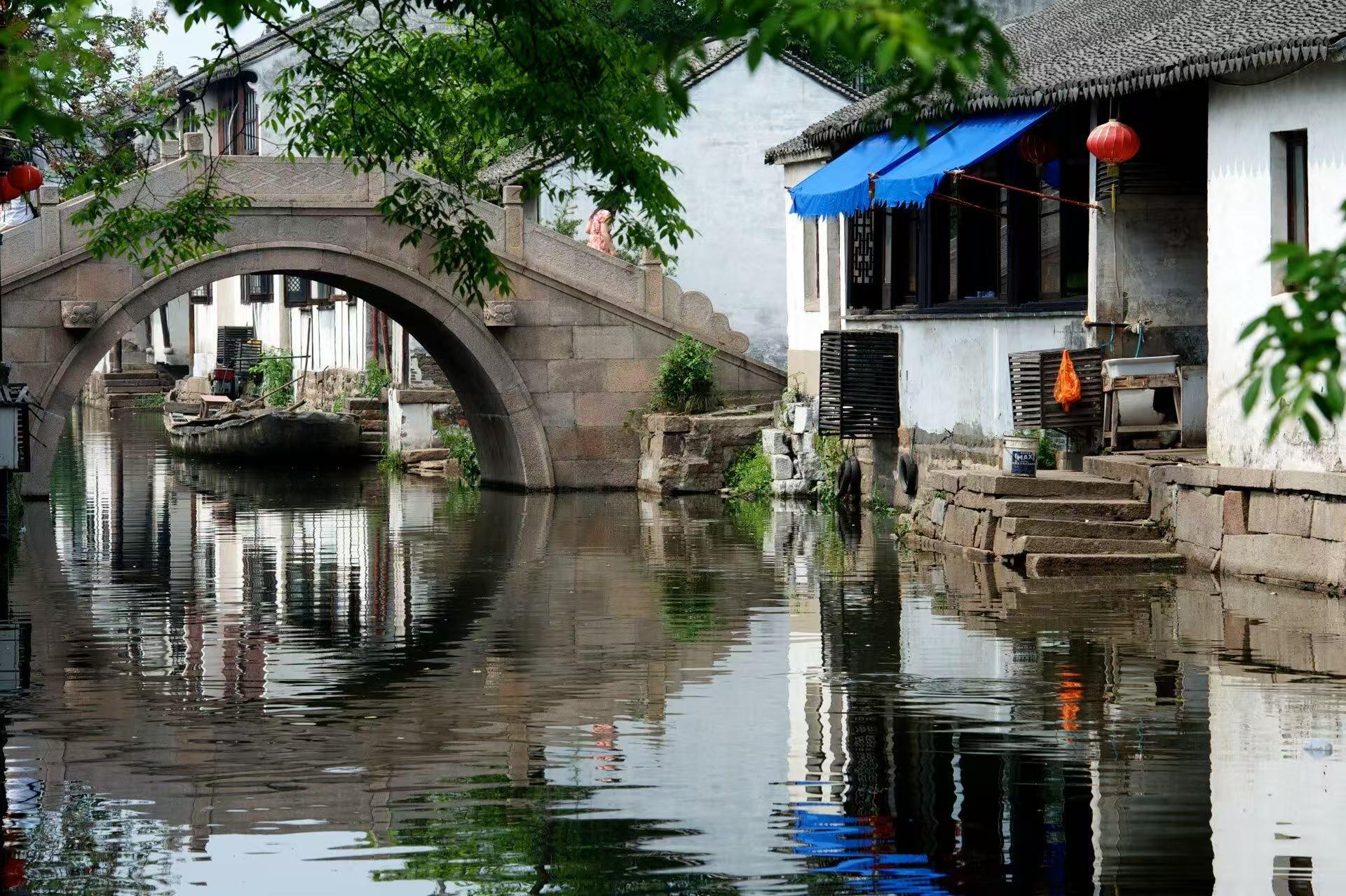 Zhouzhuang Water Village Full-Day Guided Tour