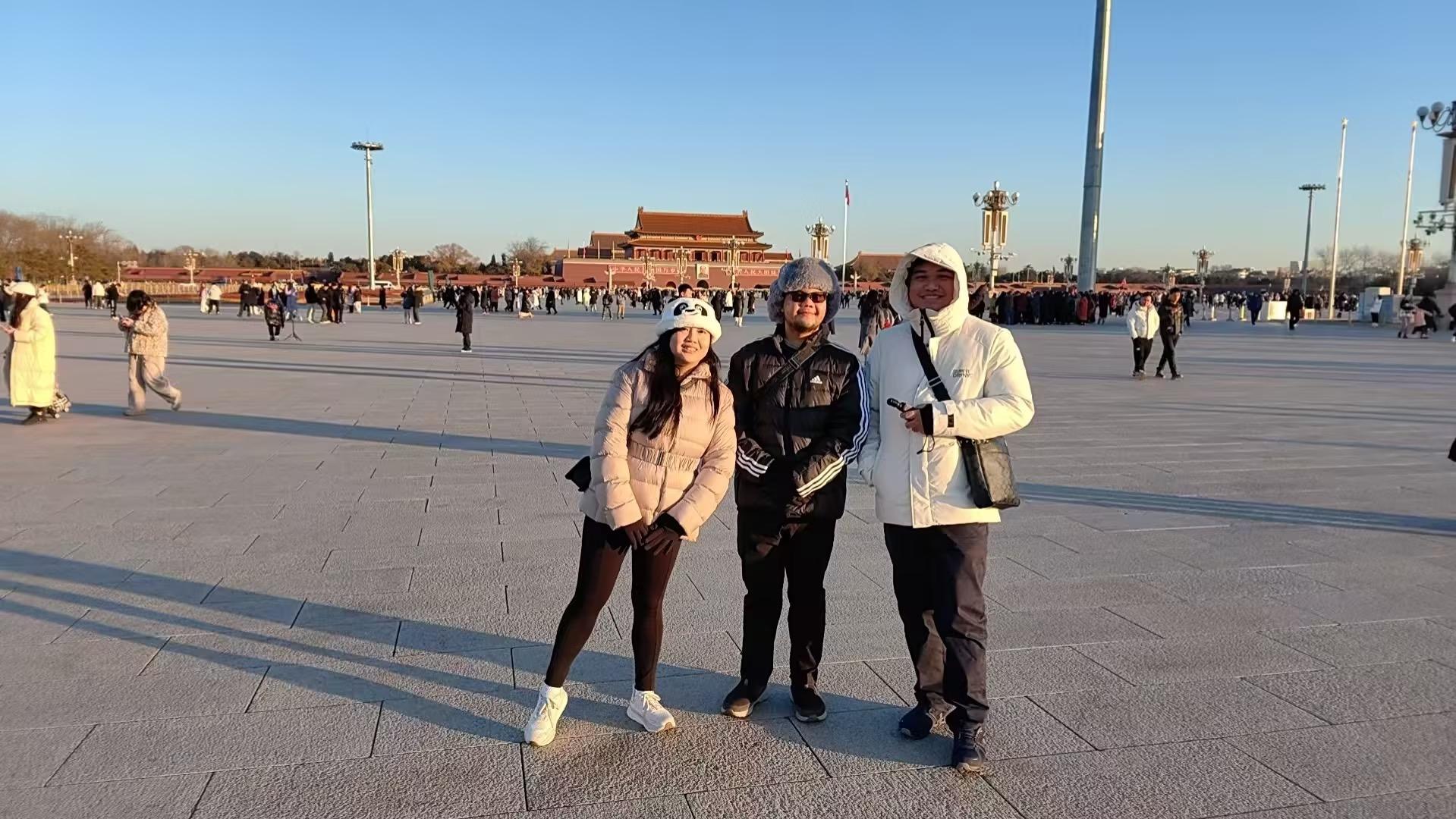 Beijing Forbidden City & Tiananmen Square Guided Tour with Entry Tickets