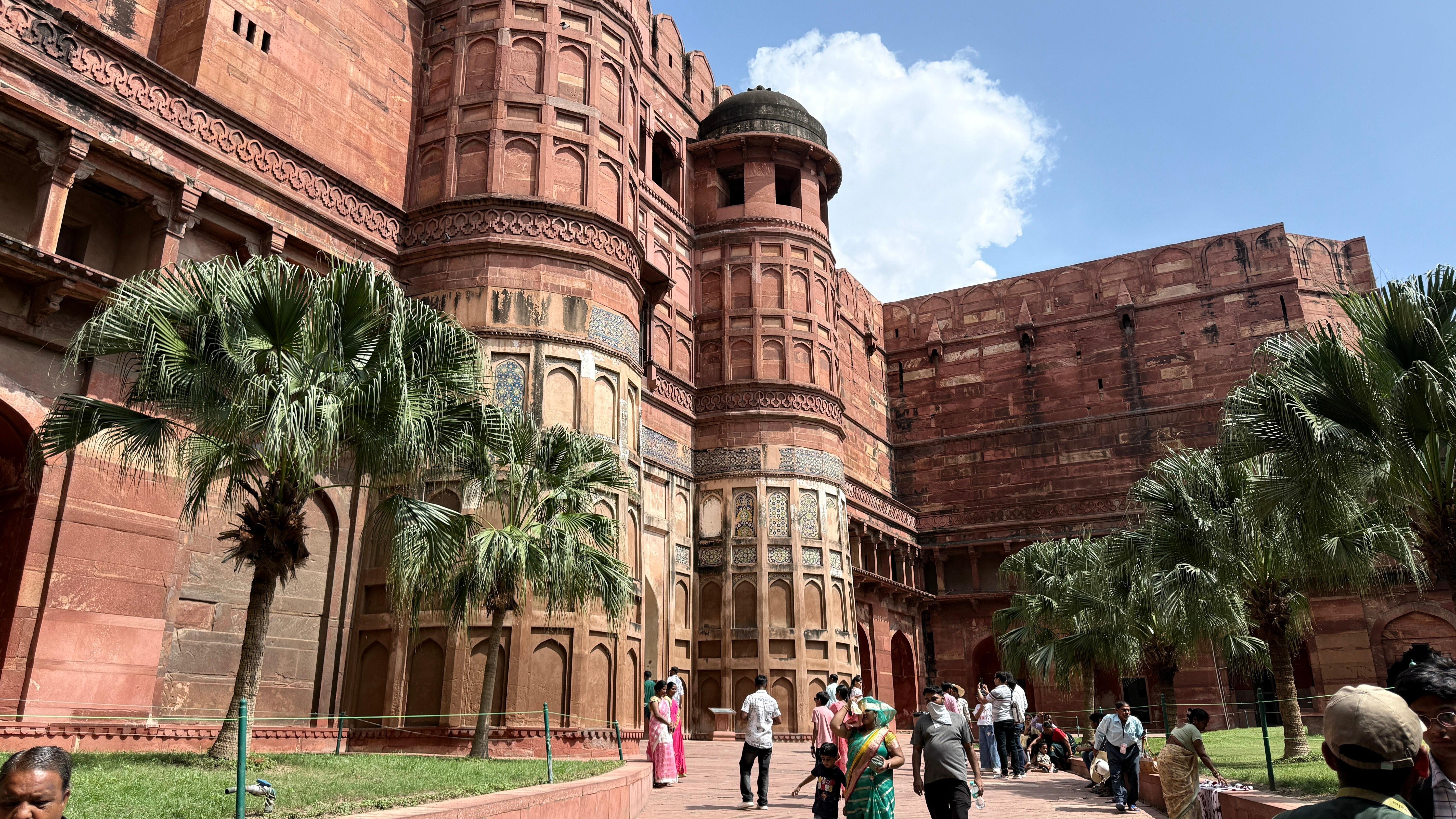 Delhi to Taj Mahal Sunrise & Agra Private Day Tour