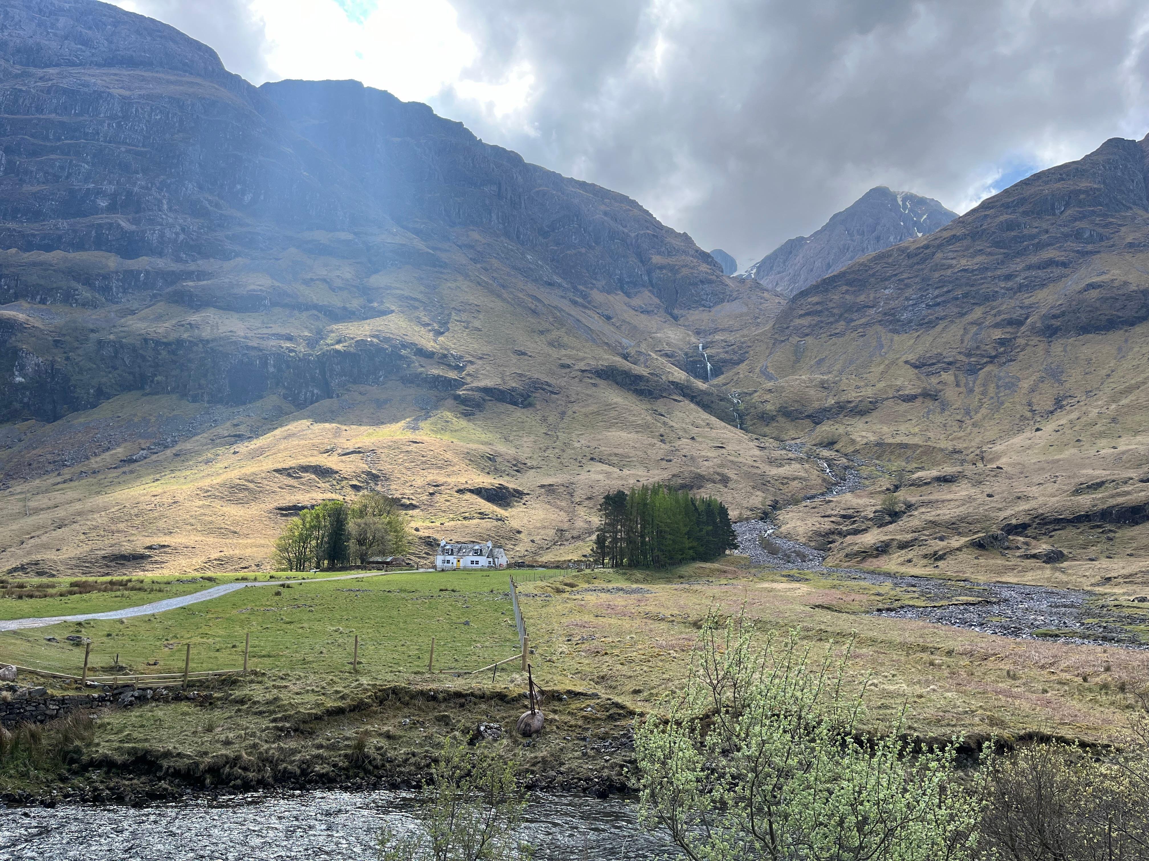 Glasgow: Glenfinnan Viaduct & The Highlands