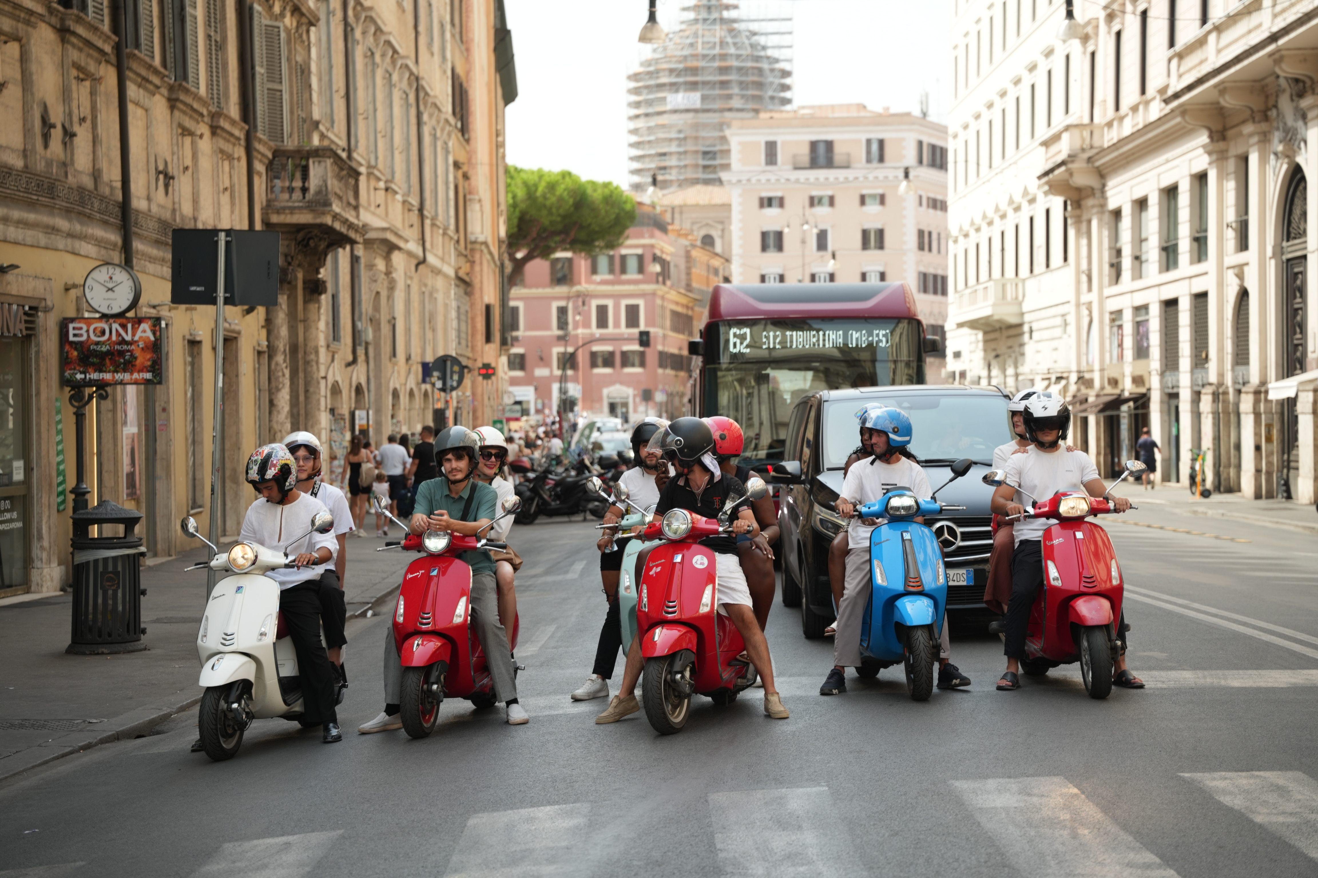 Rome: Transport with VESPA and free Pro Photoshoot - 2026 (Verified Reviews)