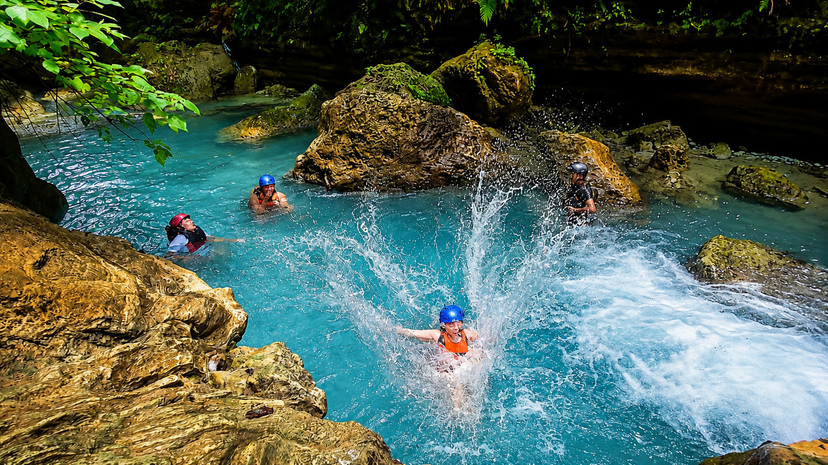 Kawasan Falls Canyoneering, Zipline & Lunch – Full-Day Cebu Adventure