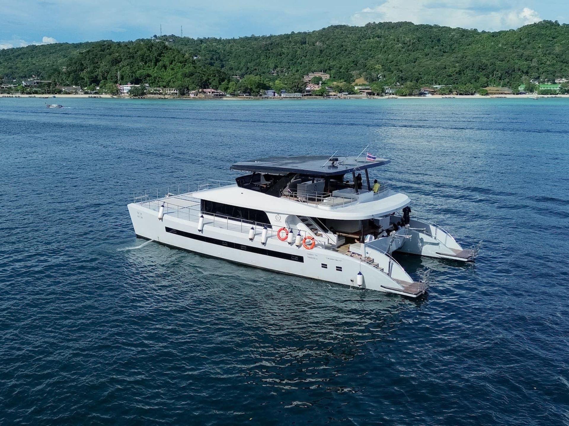 James Bond Island Canoe & Sunset Yacht Dinner – Phang Nga Bay