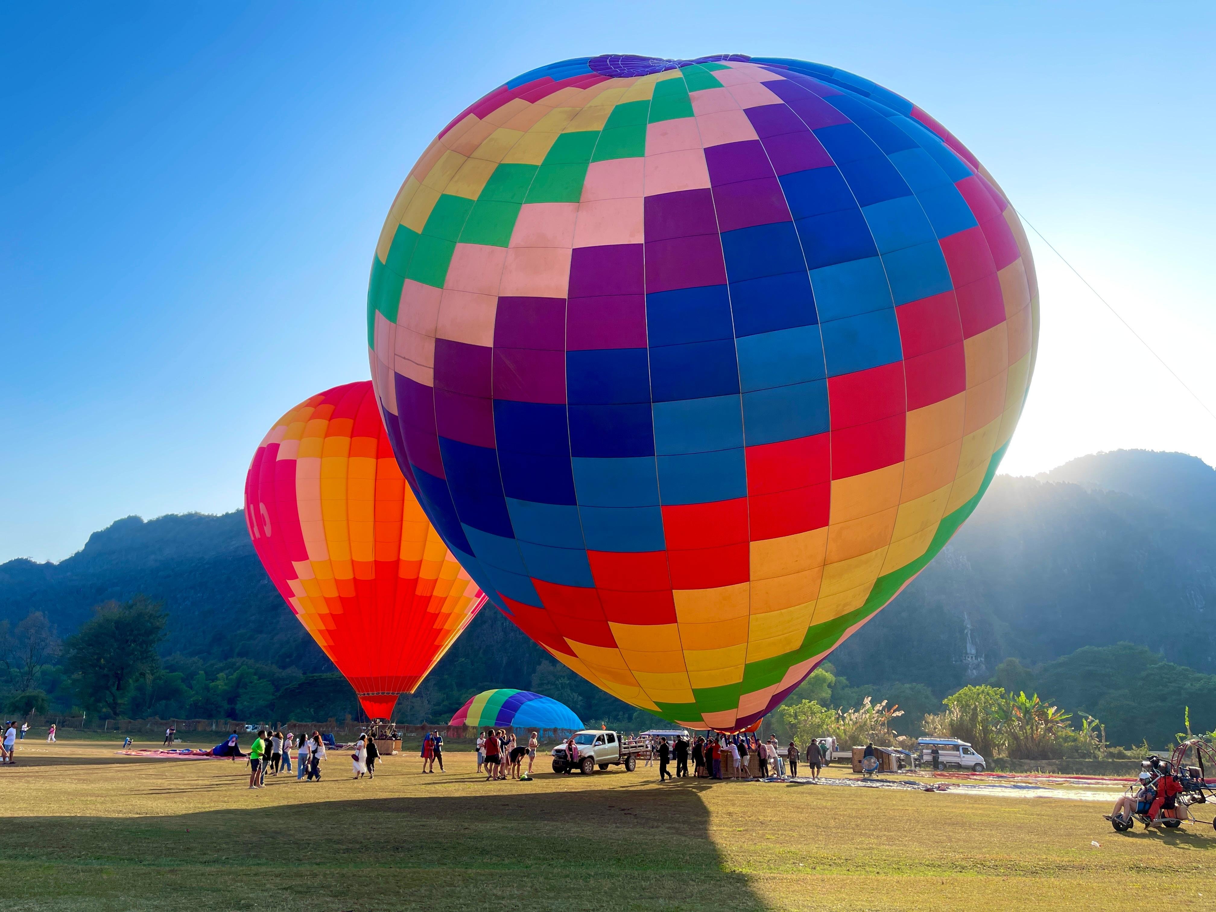 VangVieng Hot Air Balloon Flight with Hotel Transfers