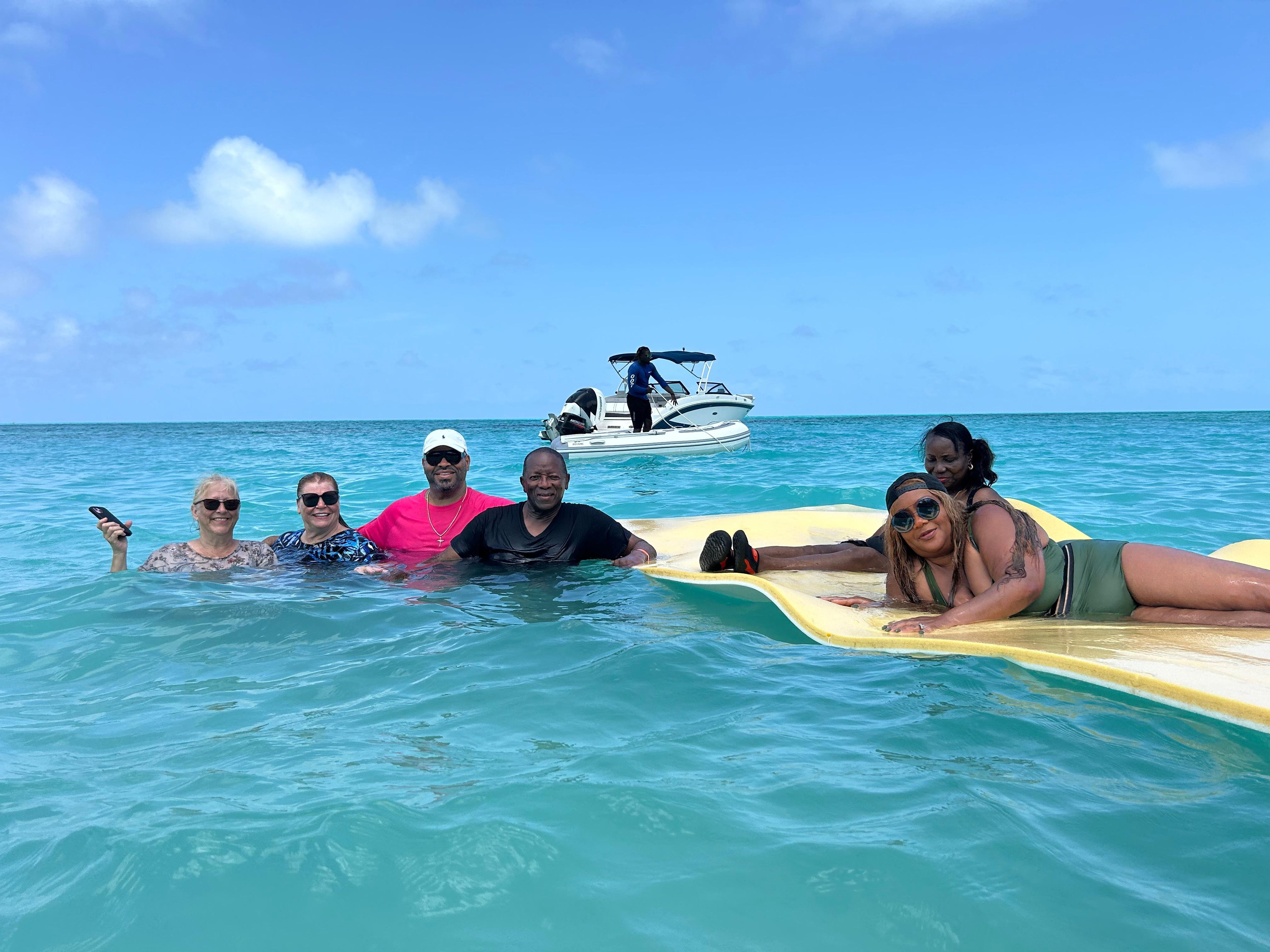 Nassau Powerboat Adventure: Snorkeling, Green Cay Turtles & Private Beach Club