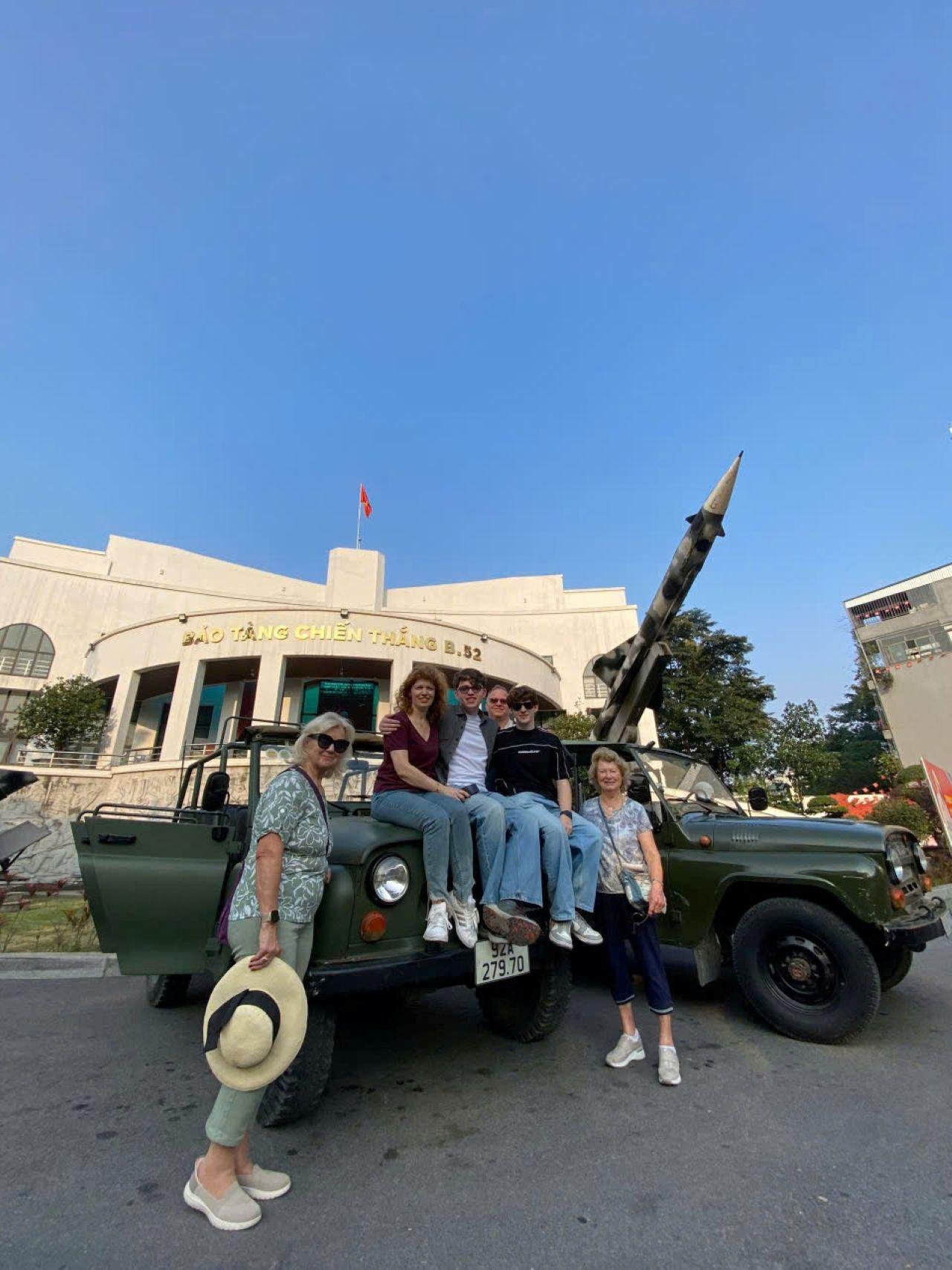 Hanoi Vintage Jeep Adventure with Local Food