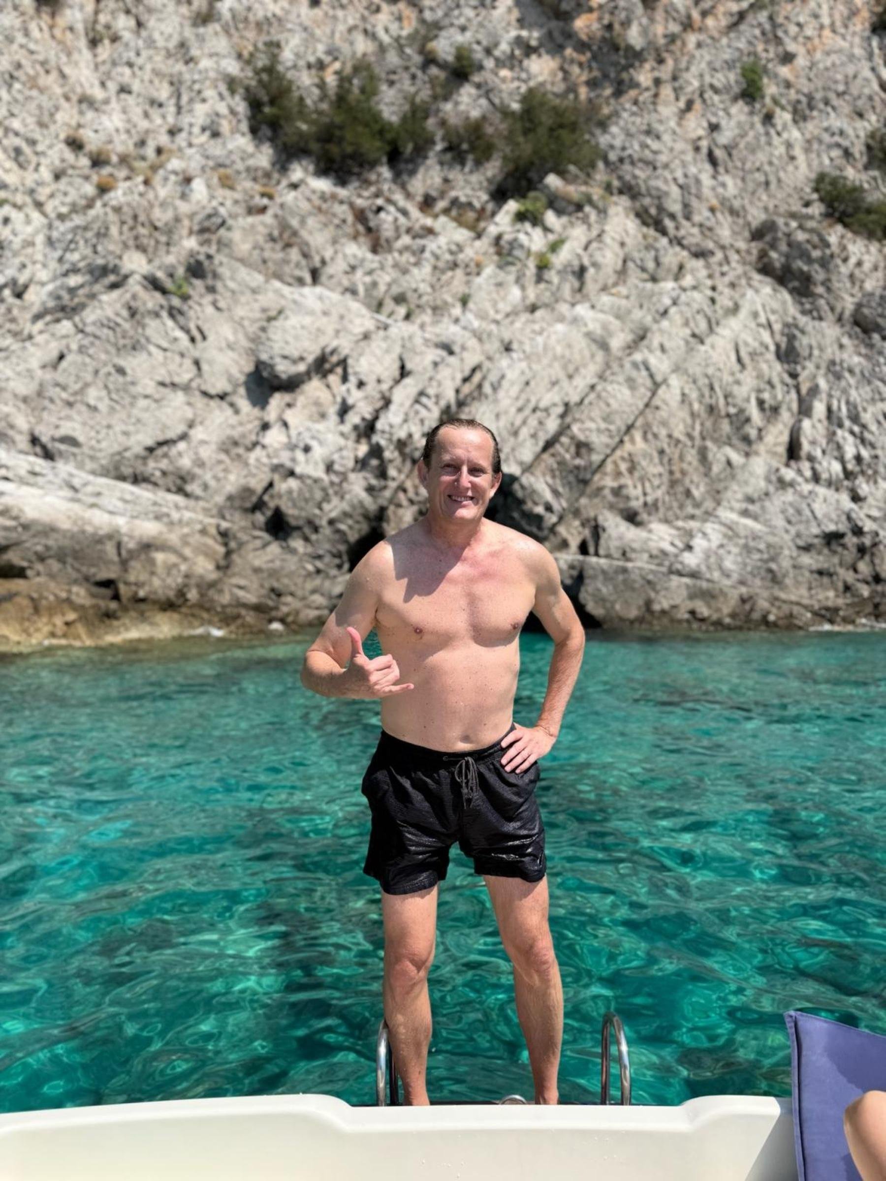 Capri Private Boat Tour: Faraglioni, Sea Caves & Swimming Stops