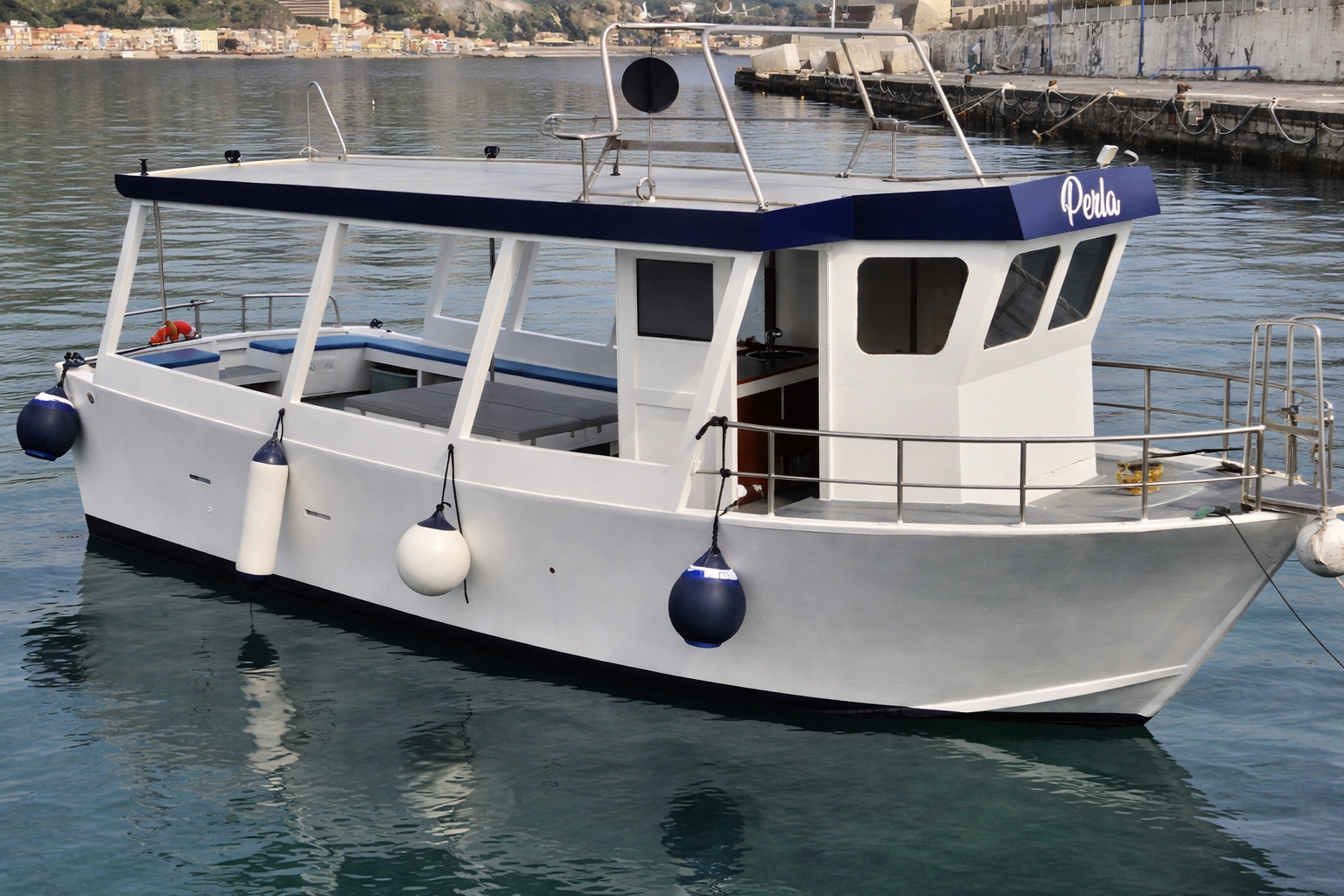 Taormina Sunset Dolphin Watching & Sicilian Aperitivo