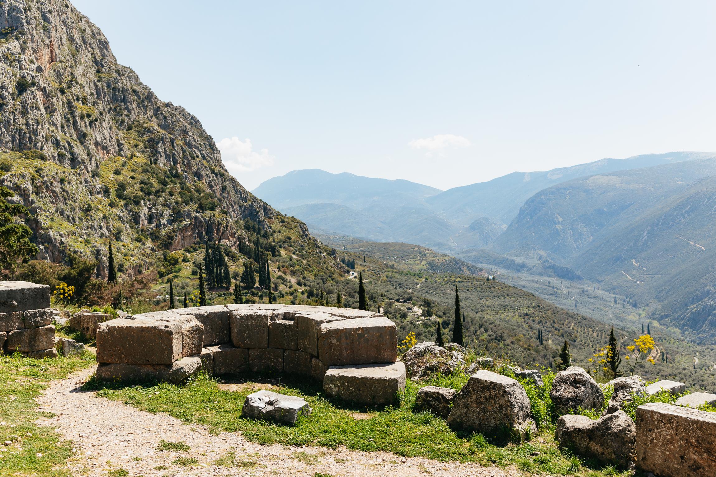 Athens to Delphi: Mythology, Ruins & Arachova Day Tour