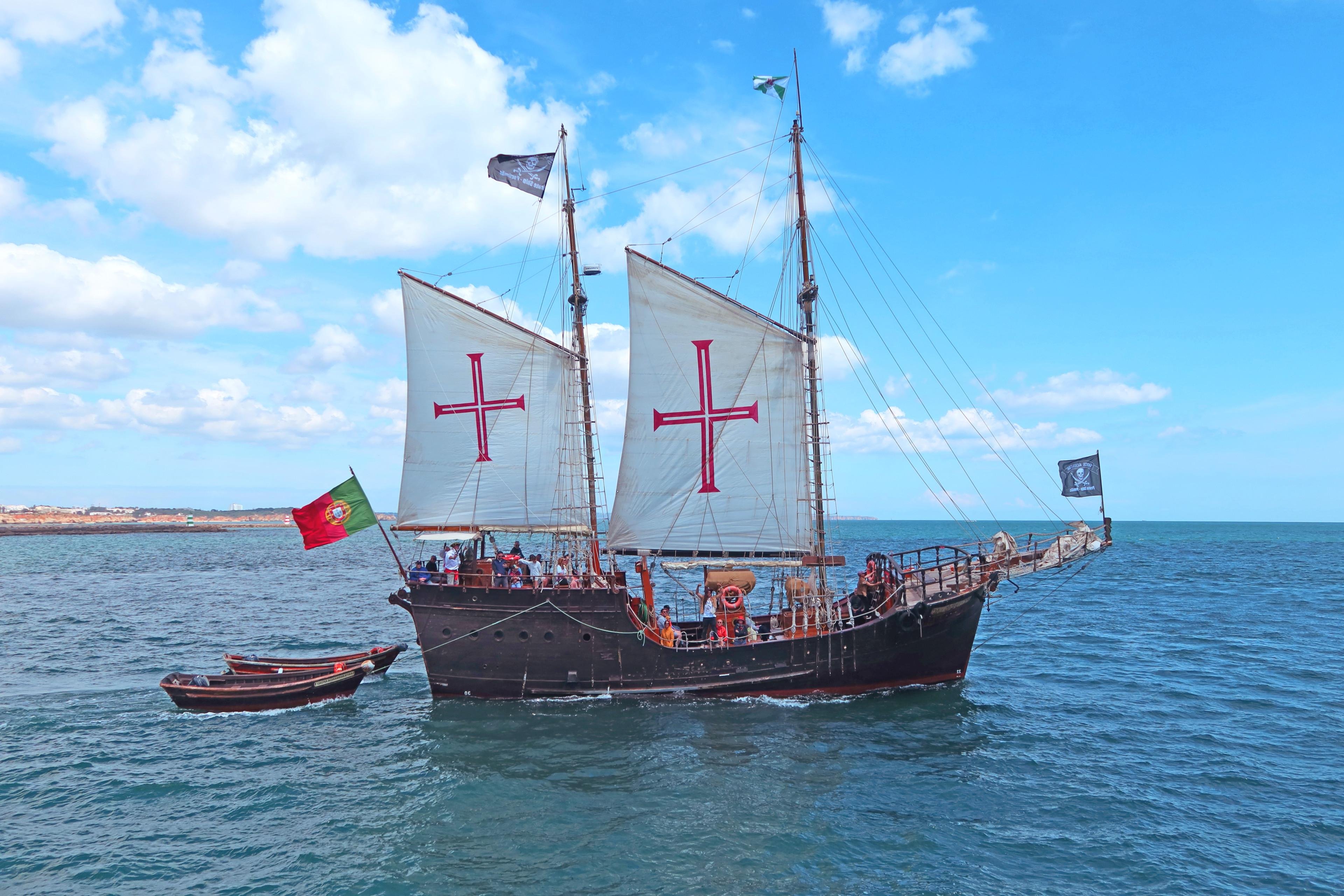 Pirate Ship Coastal Cave Adventure
