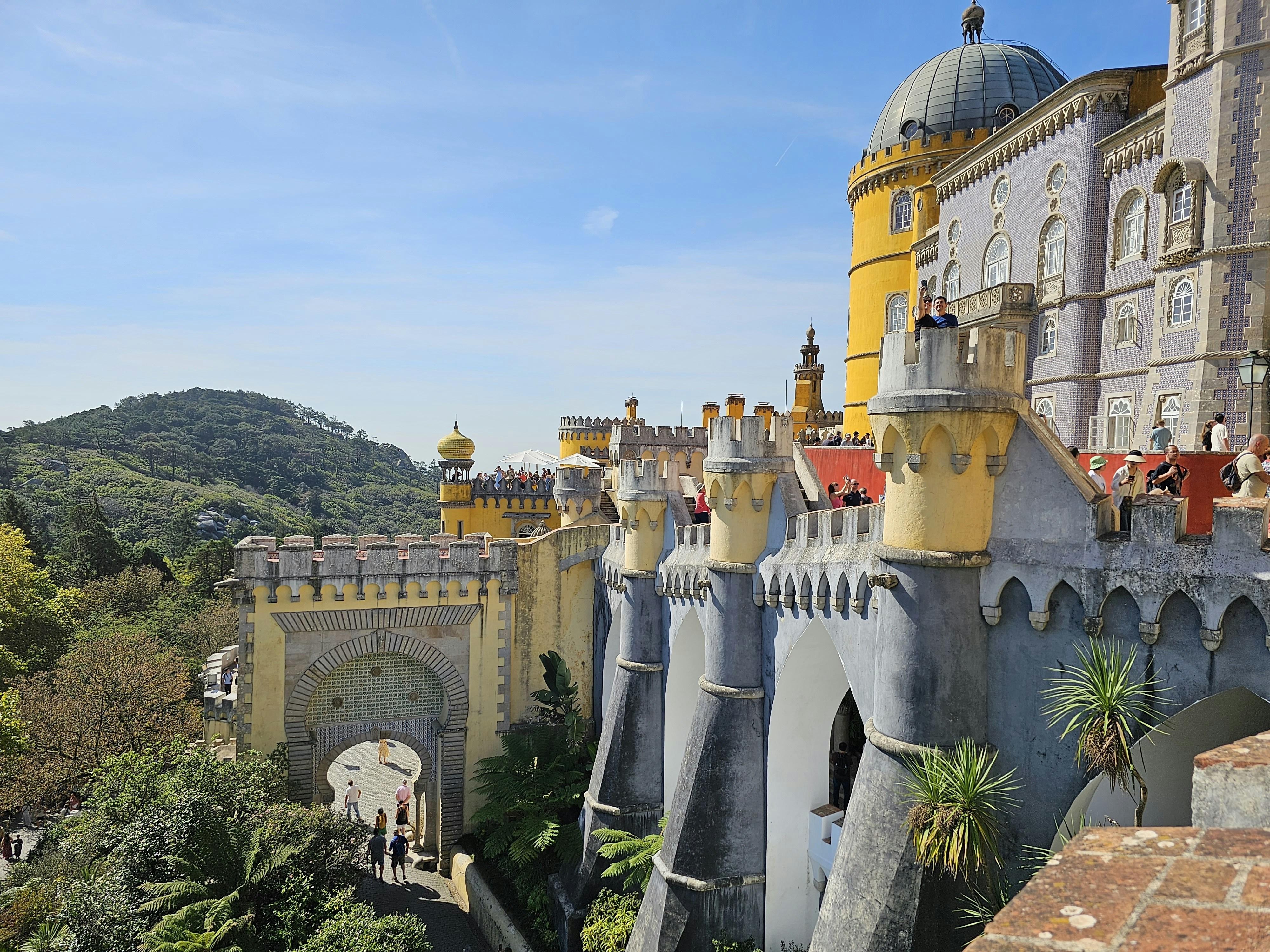 Sintra, Pena Palace, Regaleira, Cabo da Roca & Cascais Day Tour from Lisbon