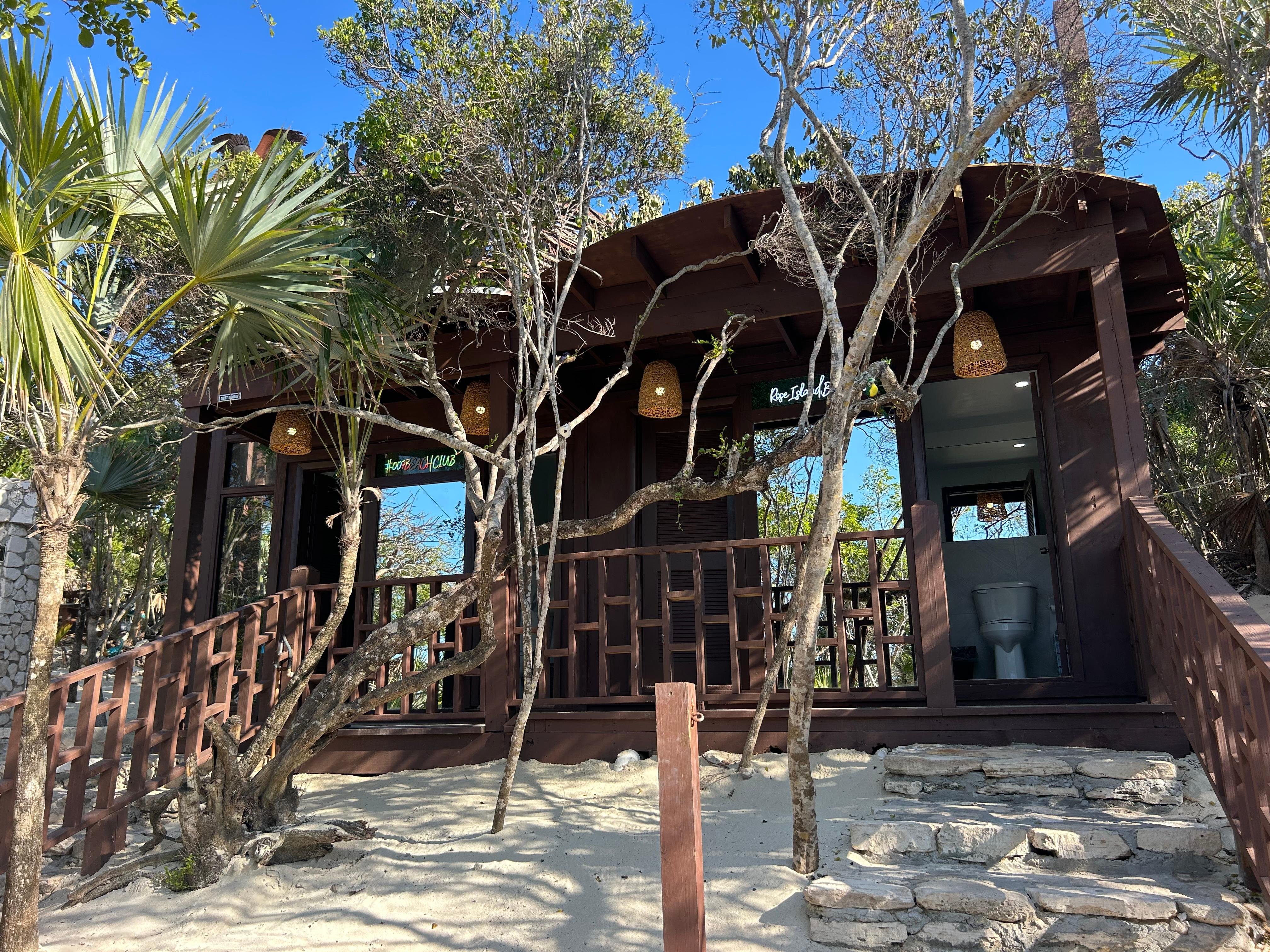 Nassau Powerboat Adventure: Snorkeling, Green Cay Turtles & Private Beach Club