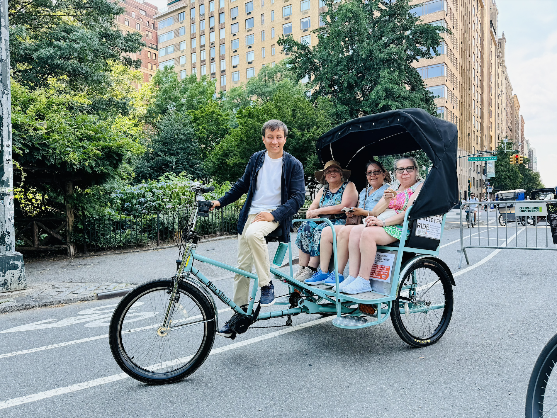 NYC: Private Central Park Pedicab Guided Tour