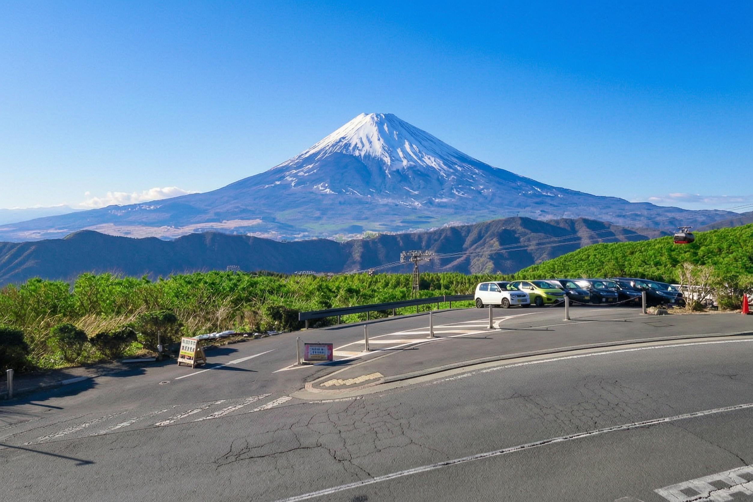 Hakone & Enoshima Day Tour: Ropeway, Pirate Ship & Mt. Fuji Views