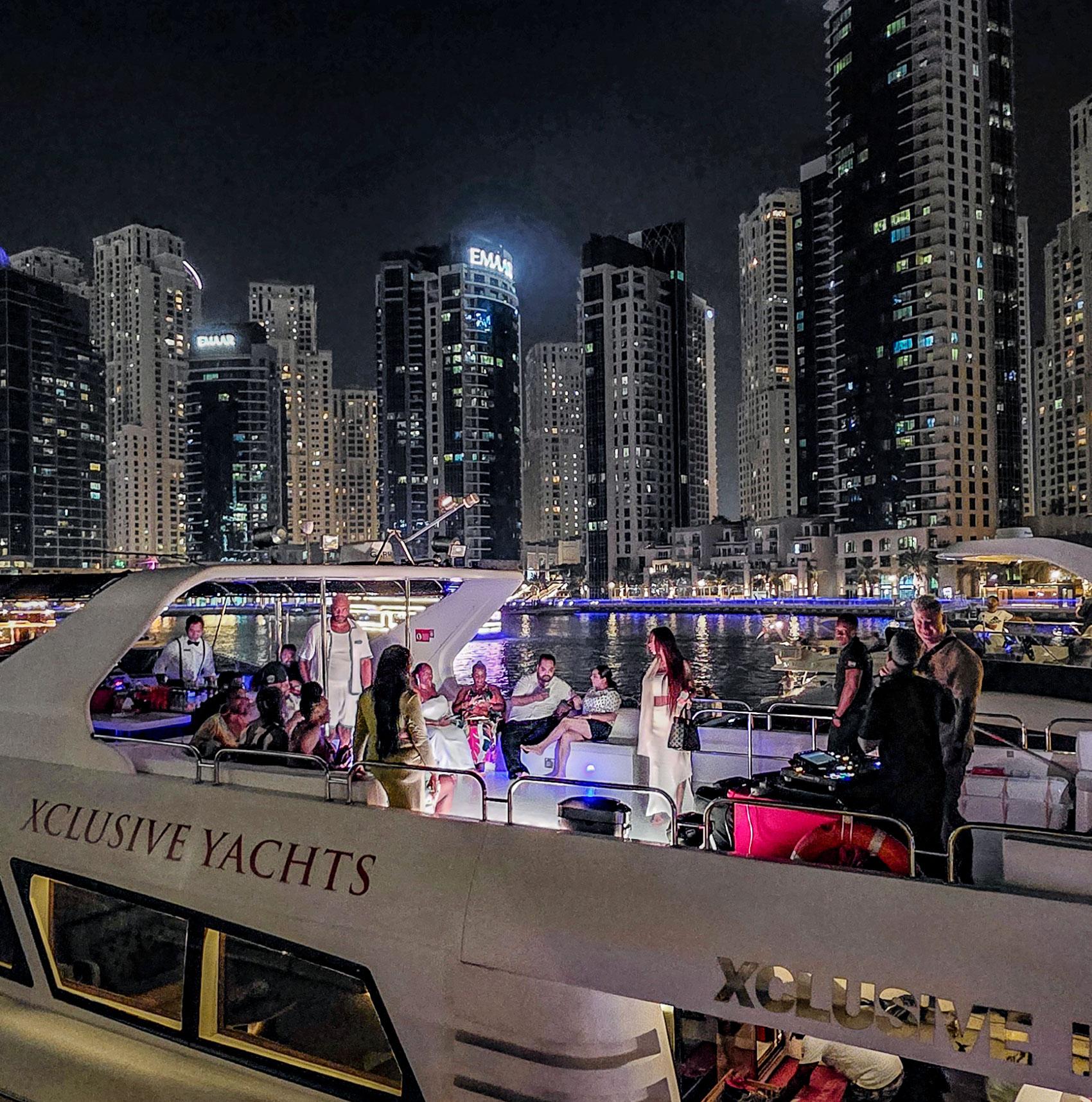 Dubai Marina Luxury Yacht Party – BBQ, Open Bar & Live DJ