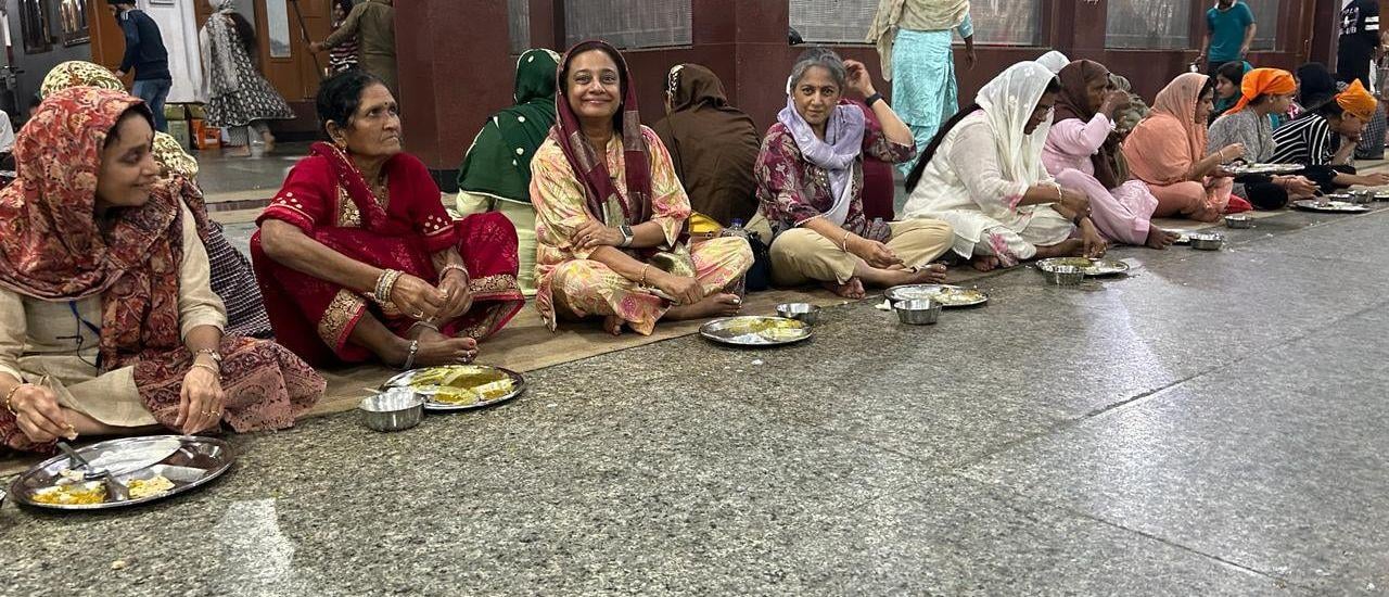 Amritsar: Golden Temple & Jallianwala Bagh Guided Walking Tour