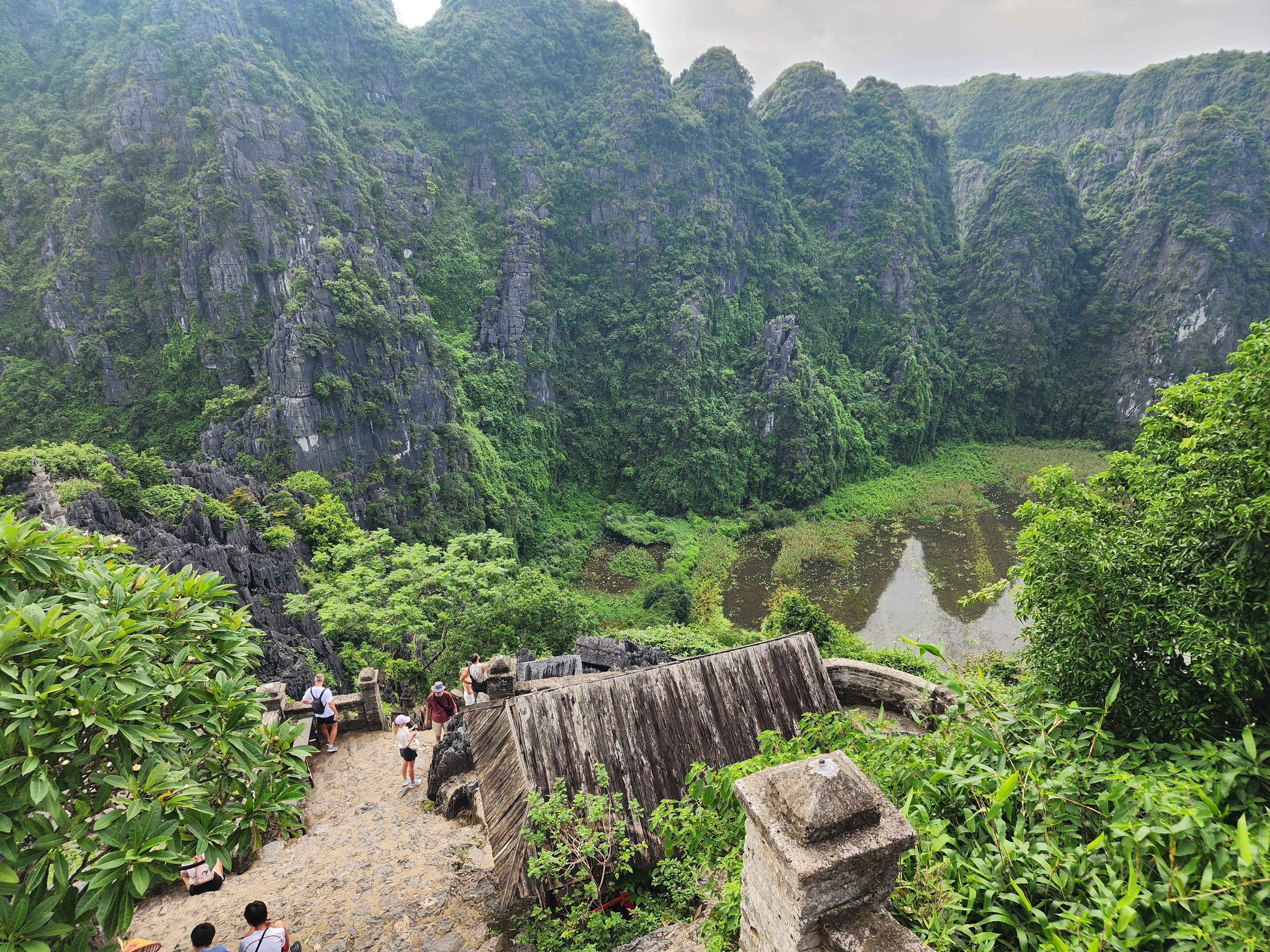 2-Day Ninh Binh & Ha Long Bay Adventure from Hanoi