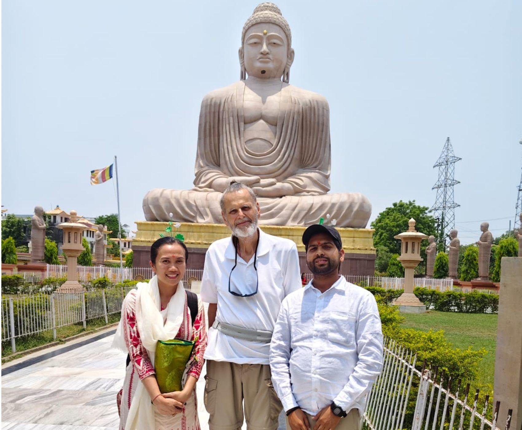 Varanasi to Bodhgaya: Full-Day Buddhist Pilgrimage