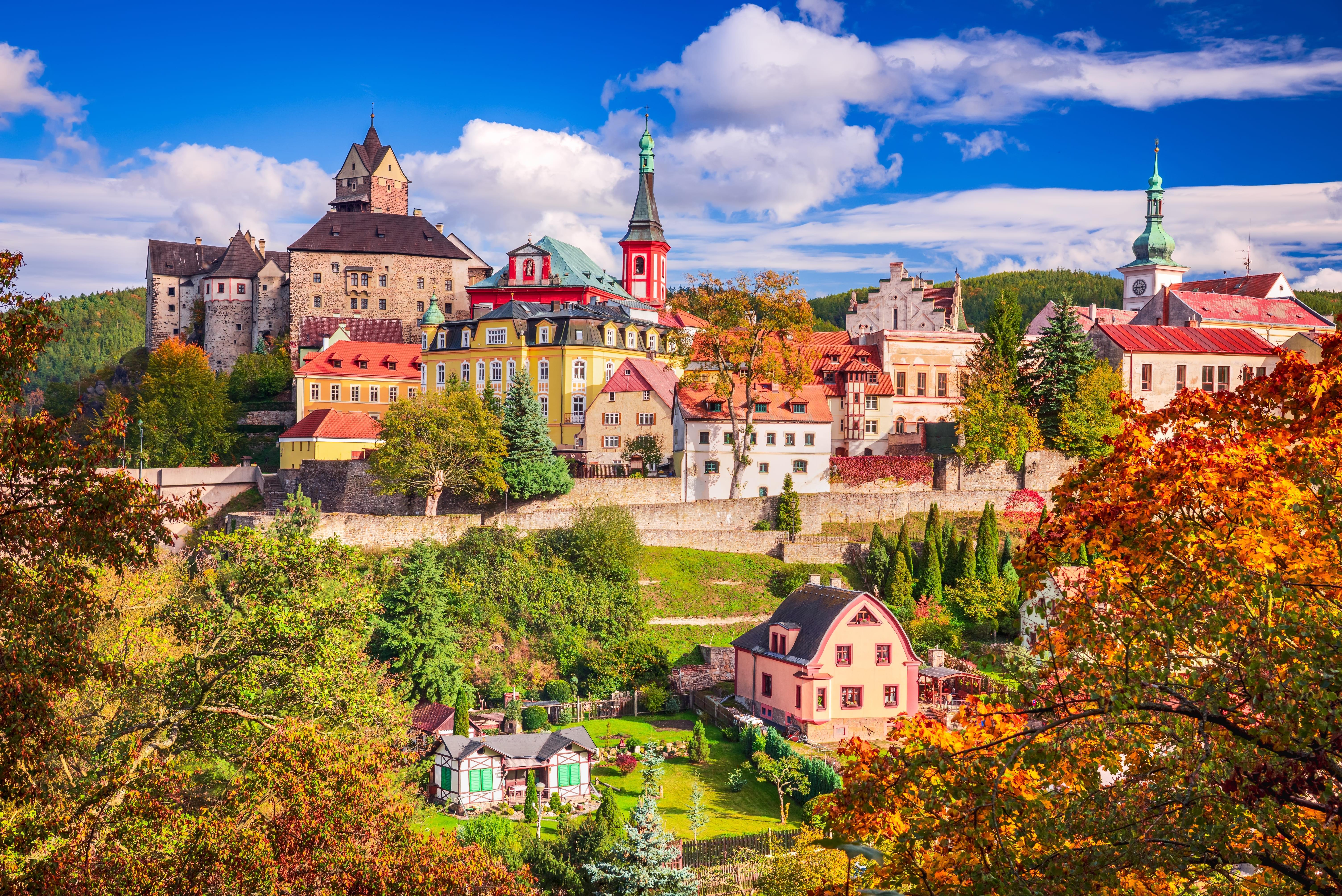 Karlovy Vary & Loket Day Trip from Prague