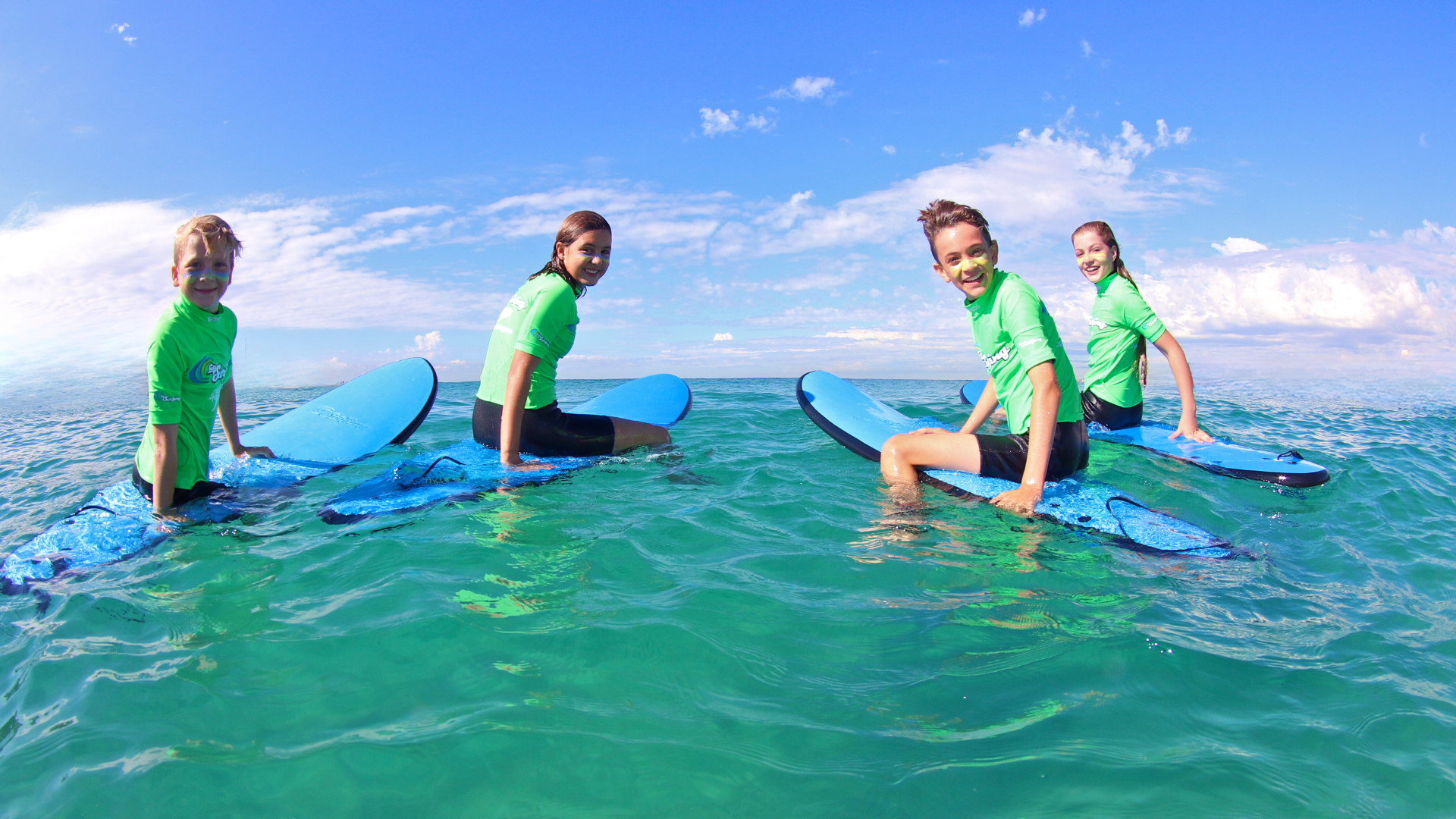 Kids Group Surfing Lesson in Byron Bay