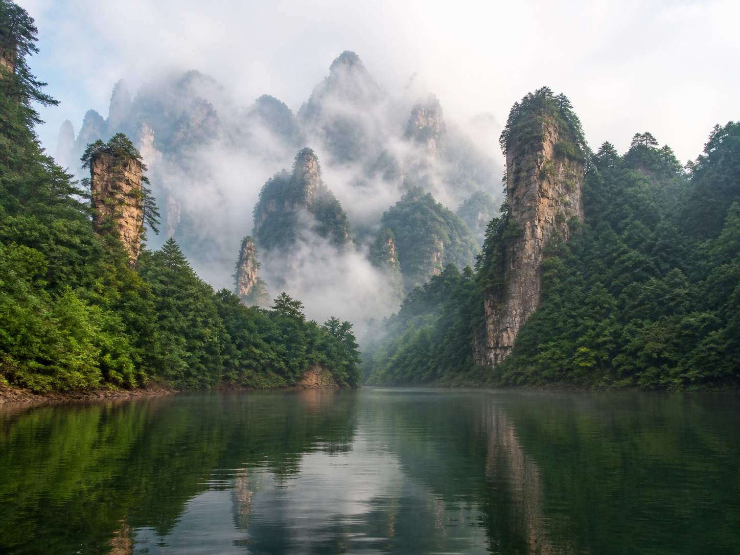 Baofeng Lake Admission, Boat Tour & Shuttle