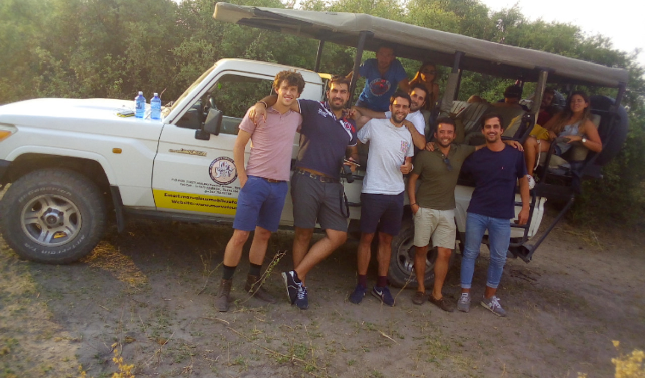 Moremi Game Reserve Full-Day Safari with Boat Cruise