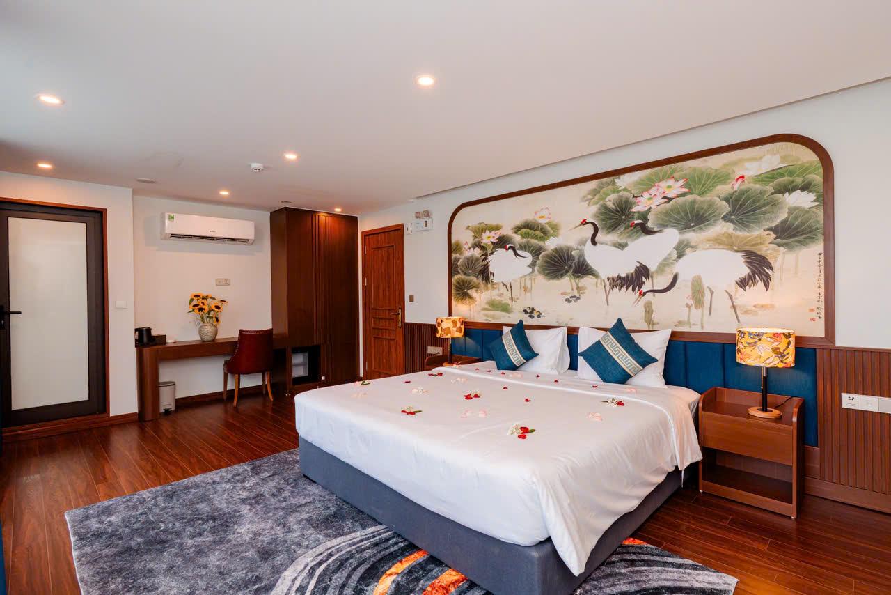 Ha Long & Lan Ha Bay 2-Day Sea Coral Luxury Cruise