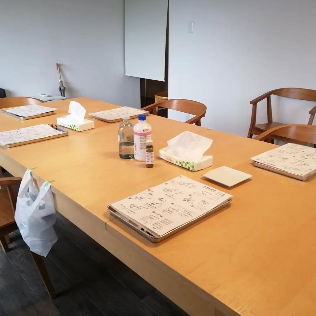 Osaka Traditional Kintsugi Class: The Art of Golden Repair